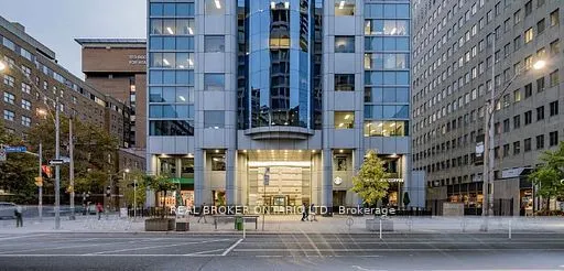 525 University Avenue