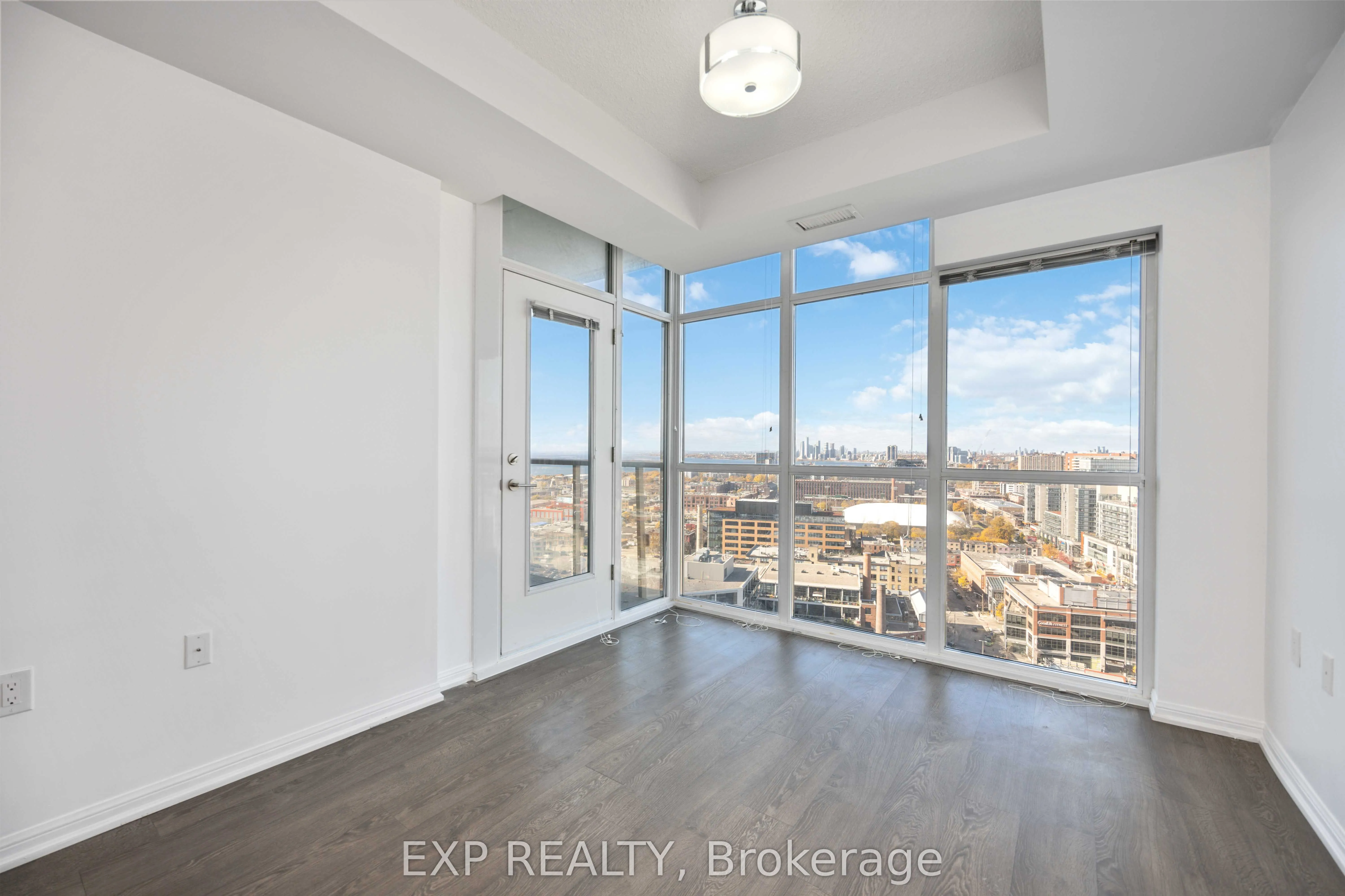 125 Western Battery Road #2512