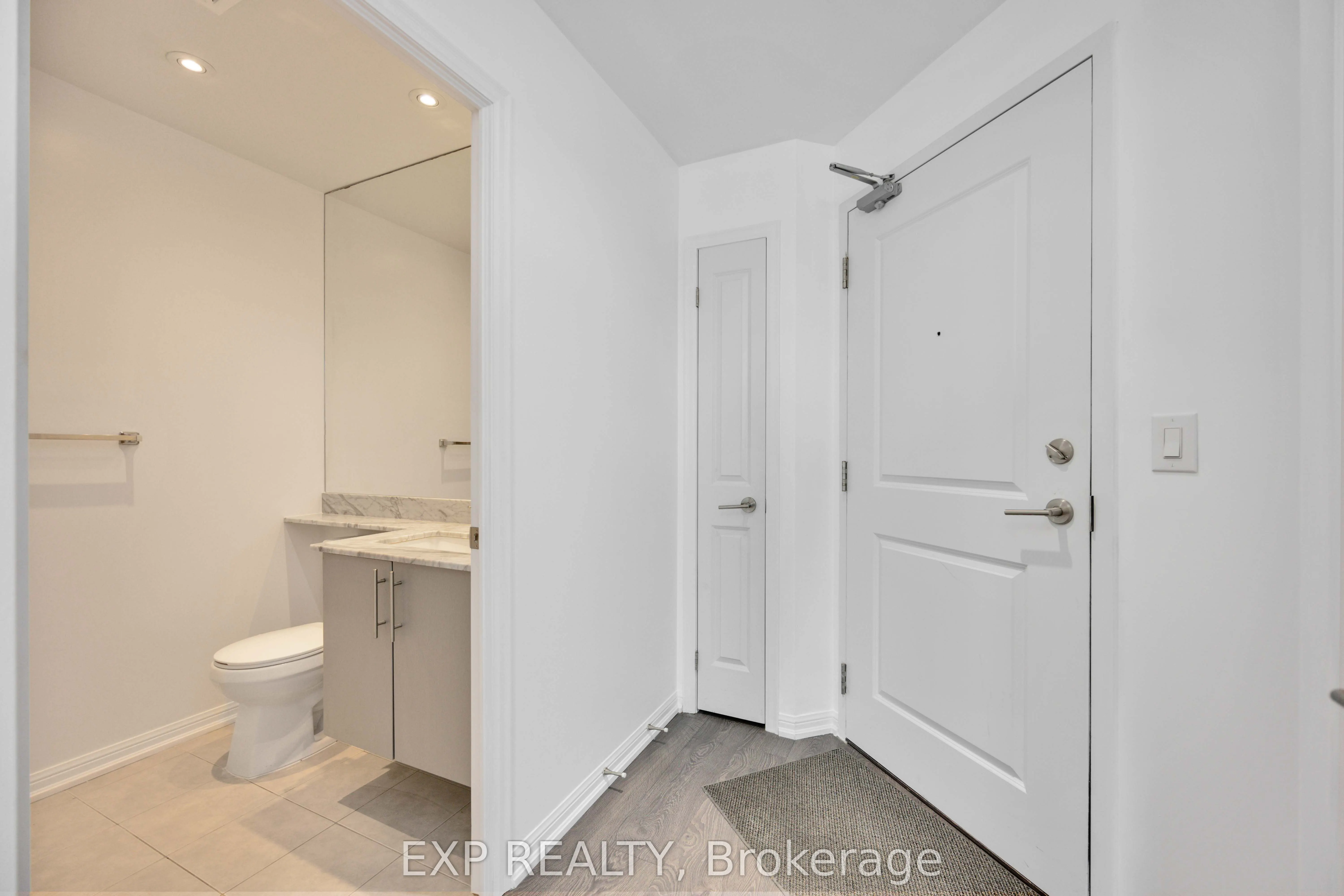 125 Western Battery Road #2512