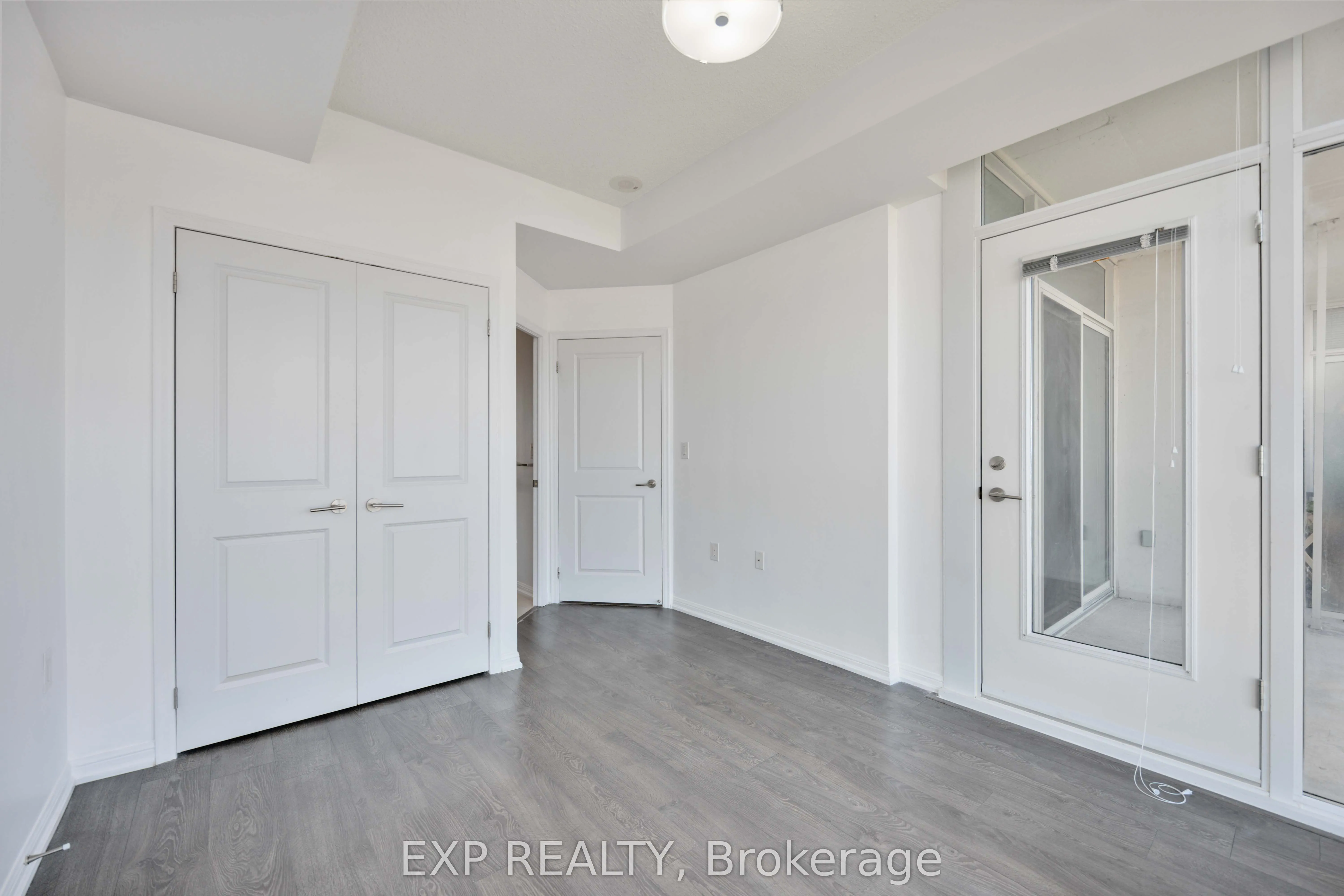 125 Western Battery Road #2512