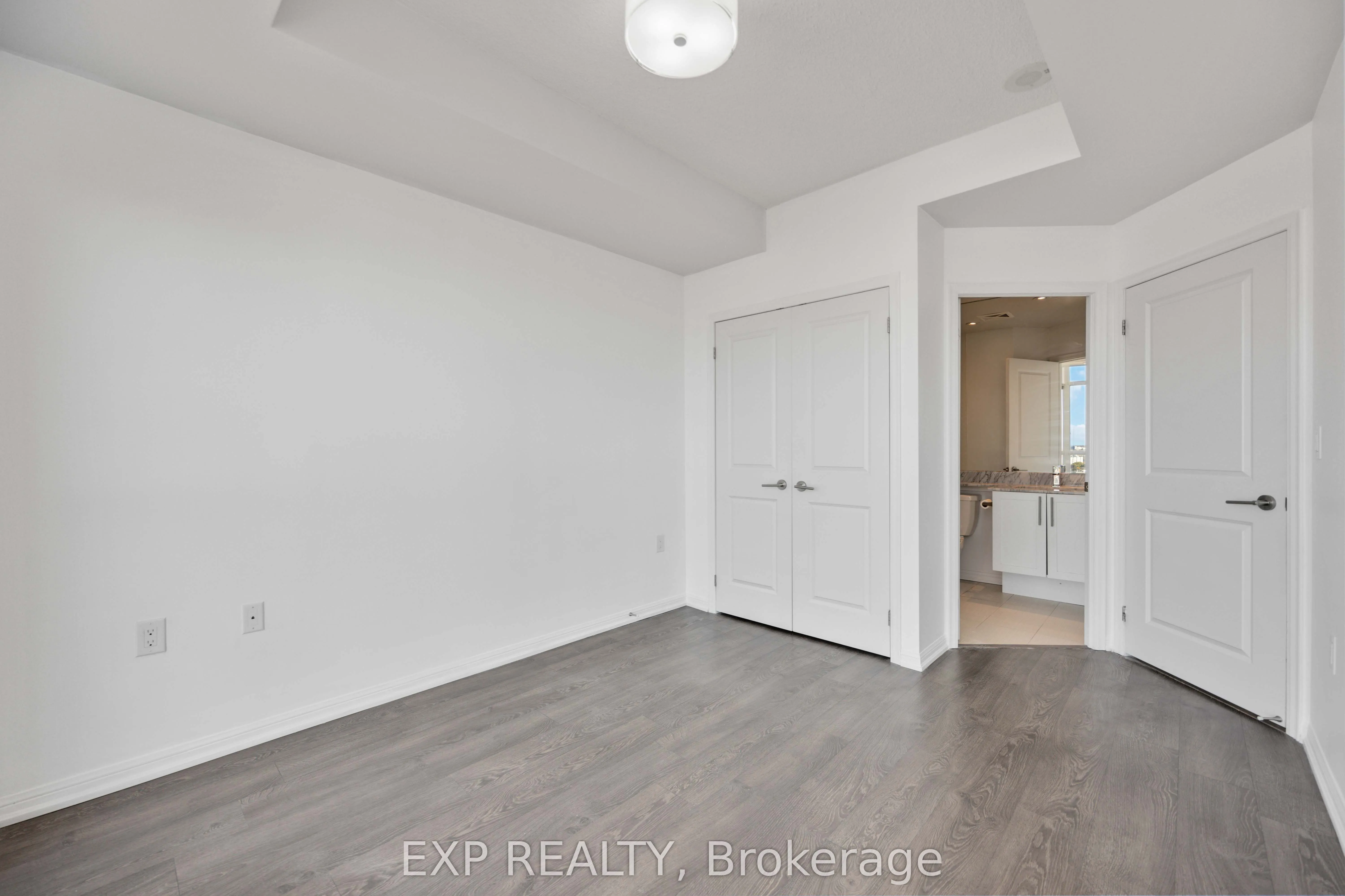 125 Western Battery Road #2512