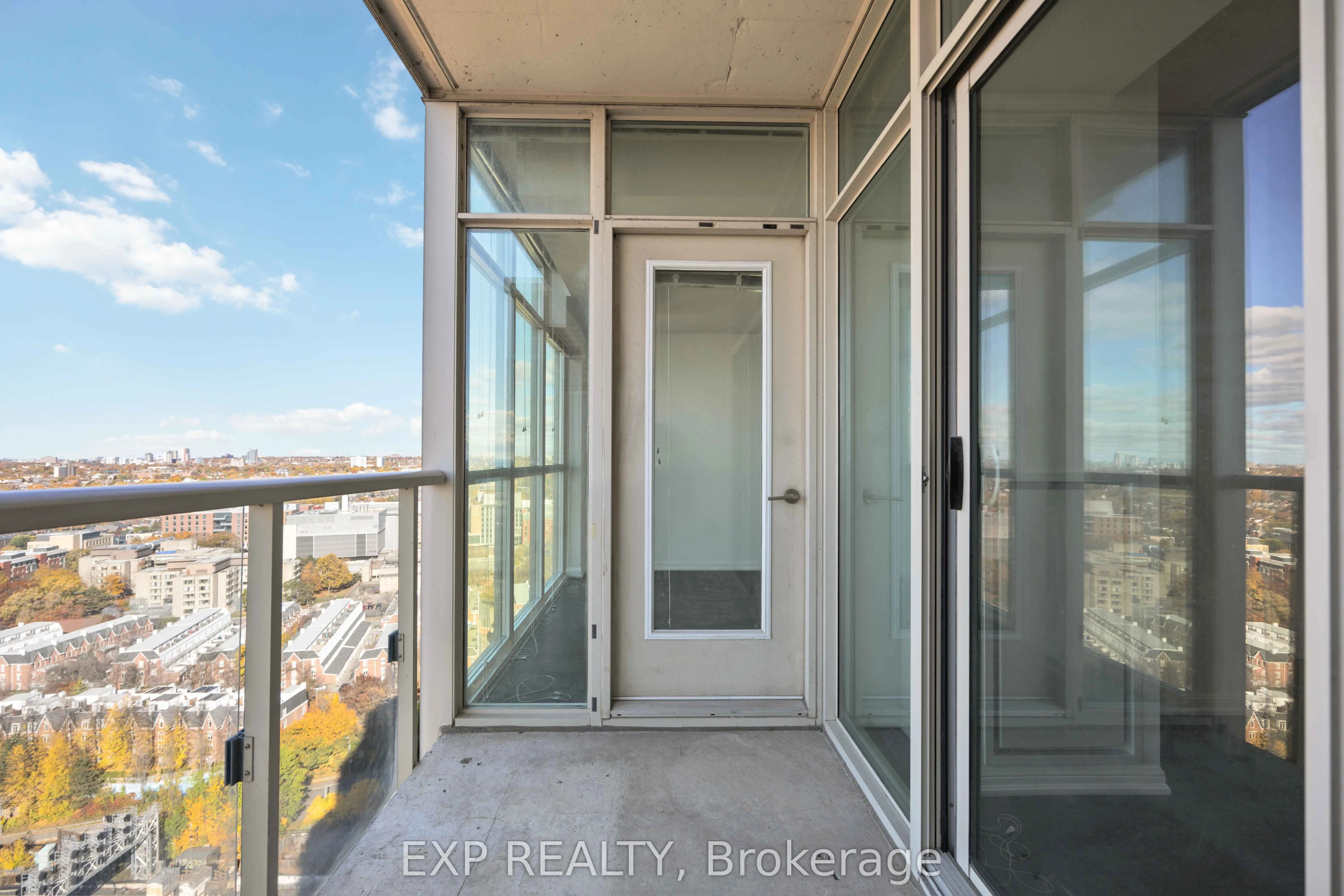 125 Western Battery Road #2512