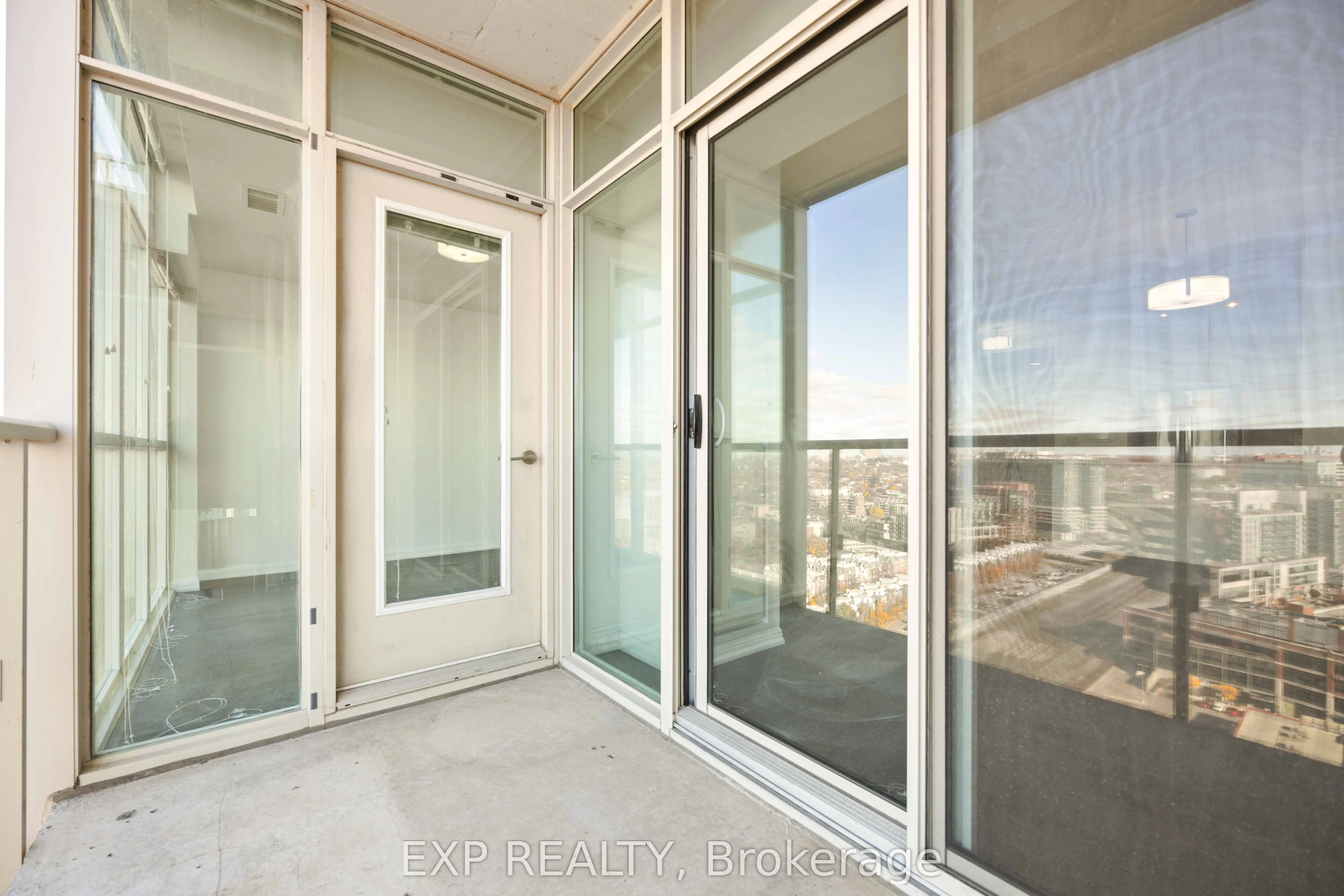 125 Western Battery Road #2512