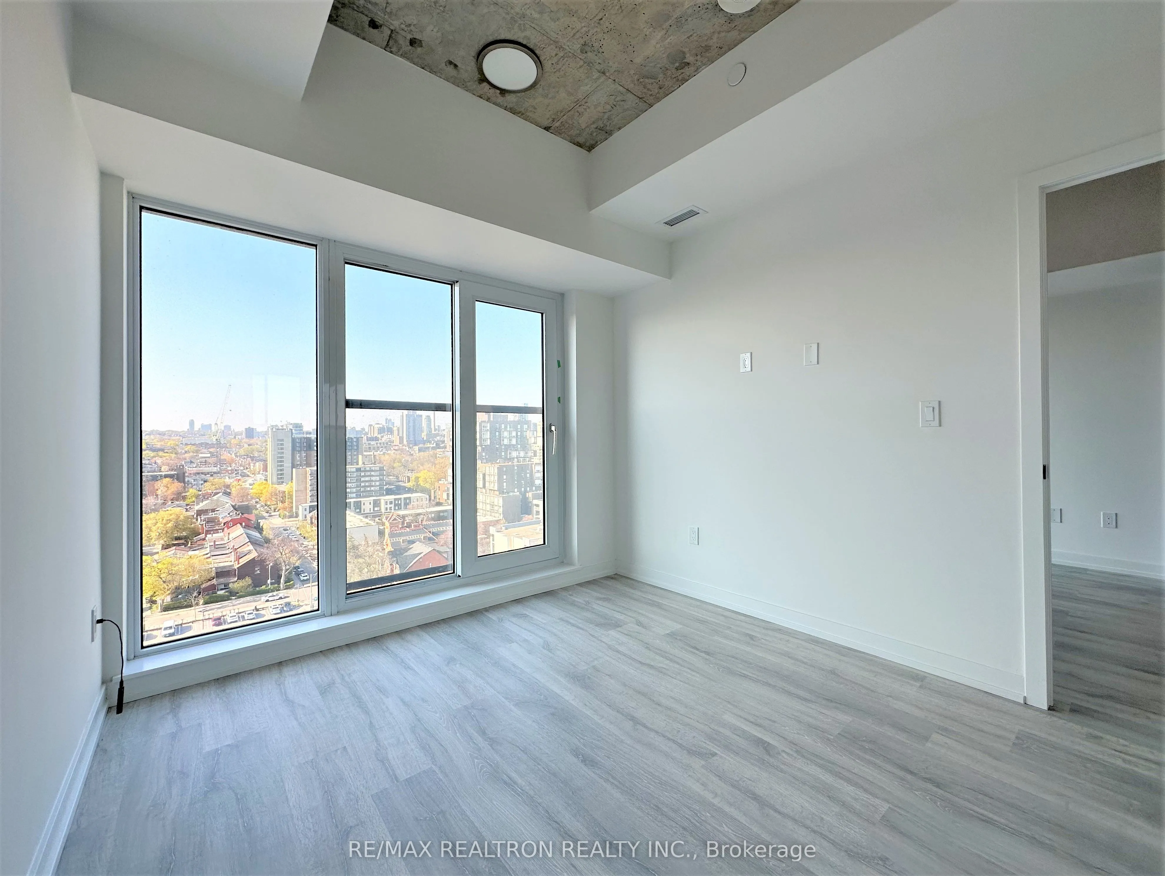 2 Augusta Avenue #Ph08