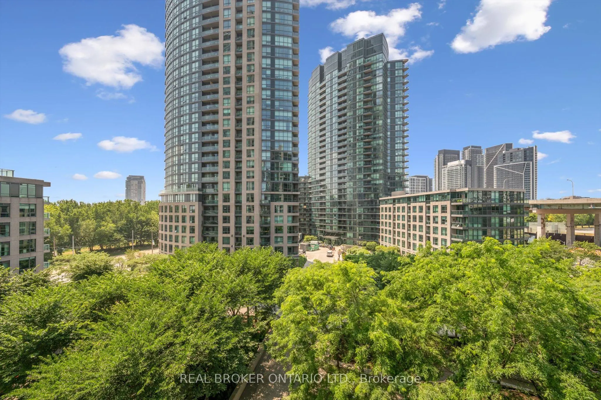 209 Fort York Boulevard #683