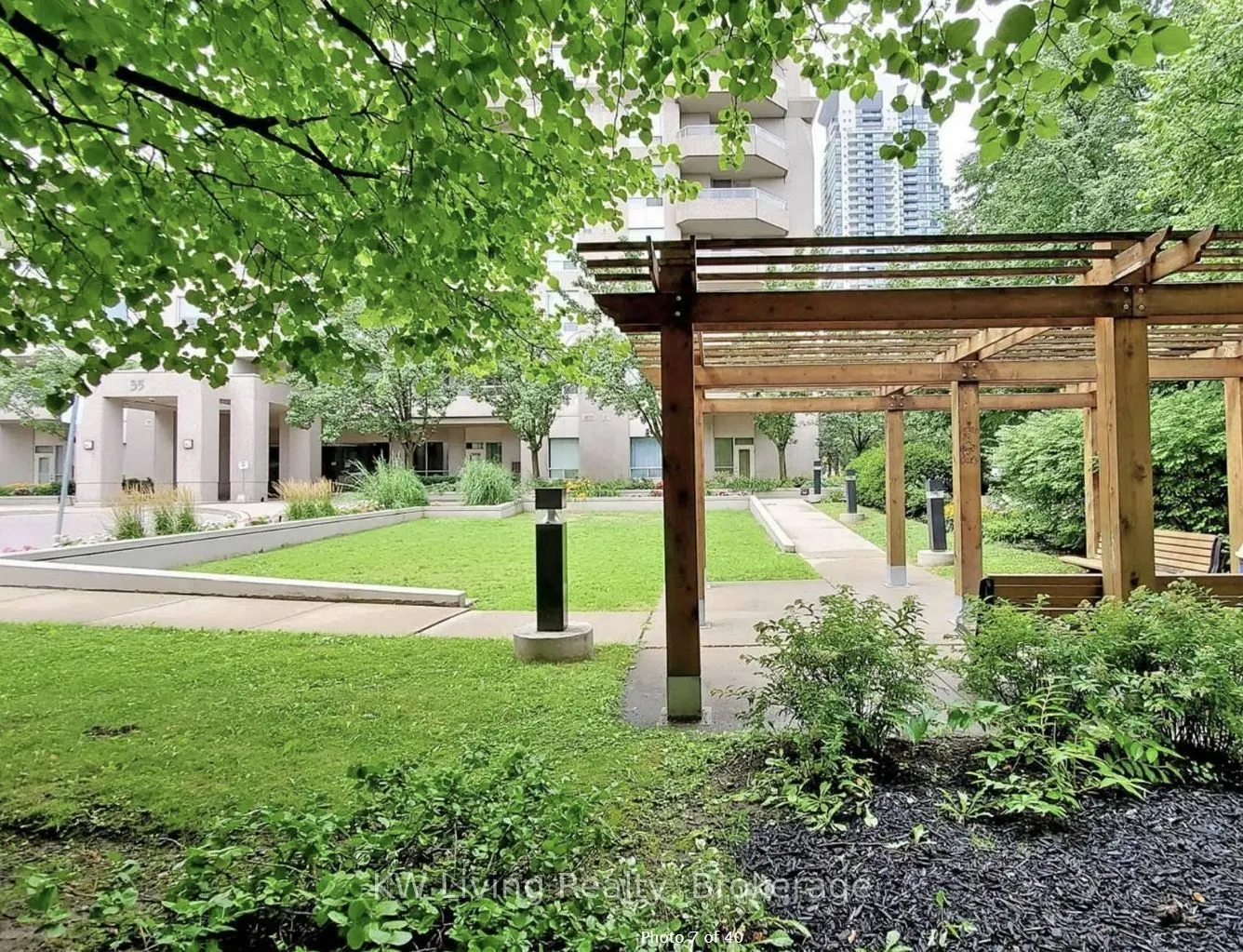 35 Empress Avenue #1607