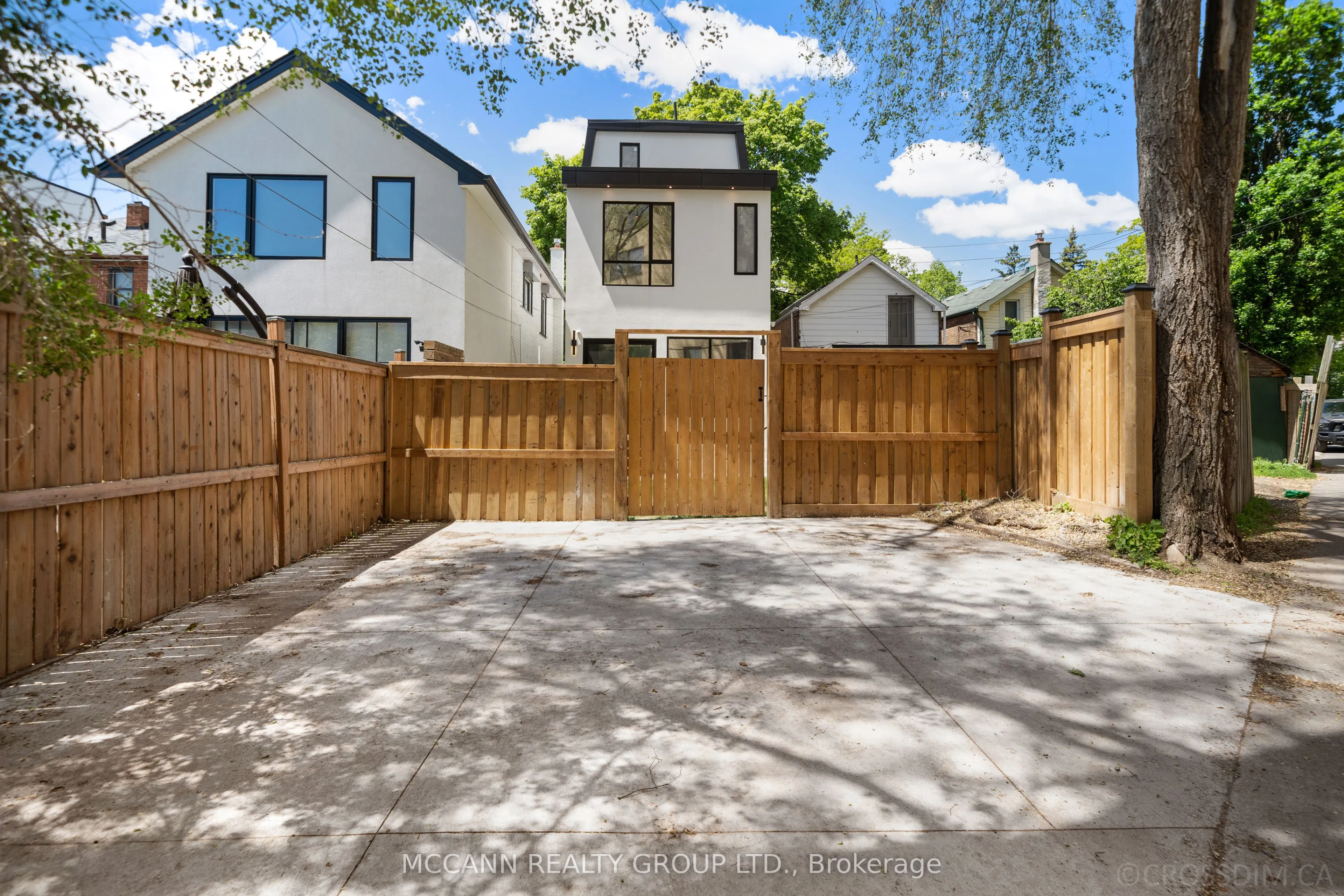 311 Wychwood Avenue