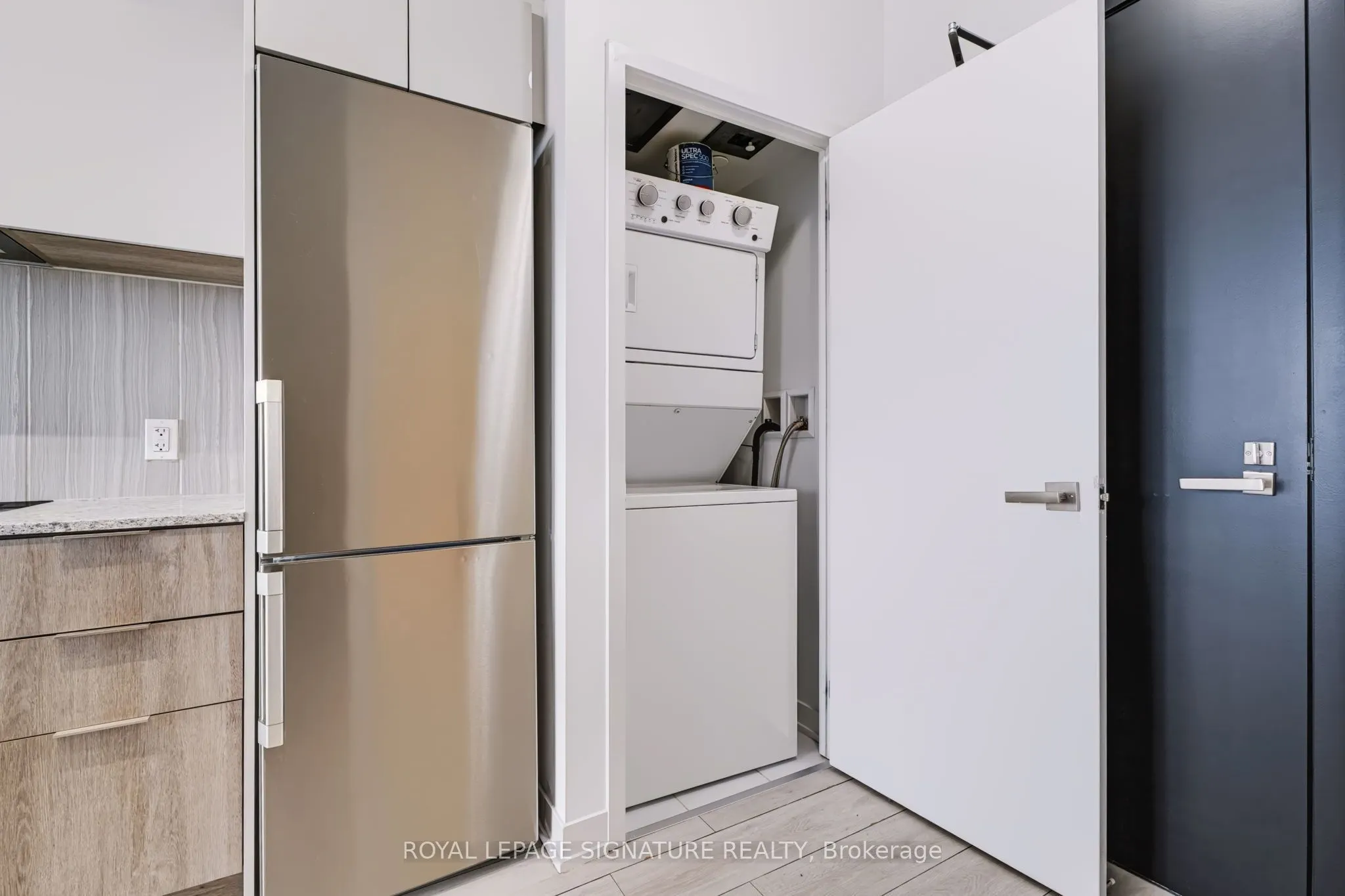 31 Tippett Road #1112