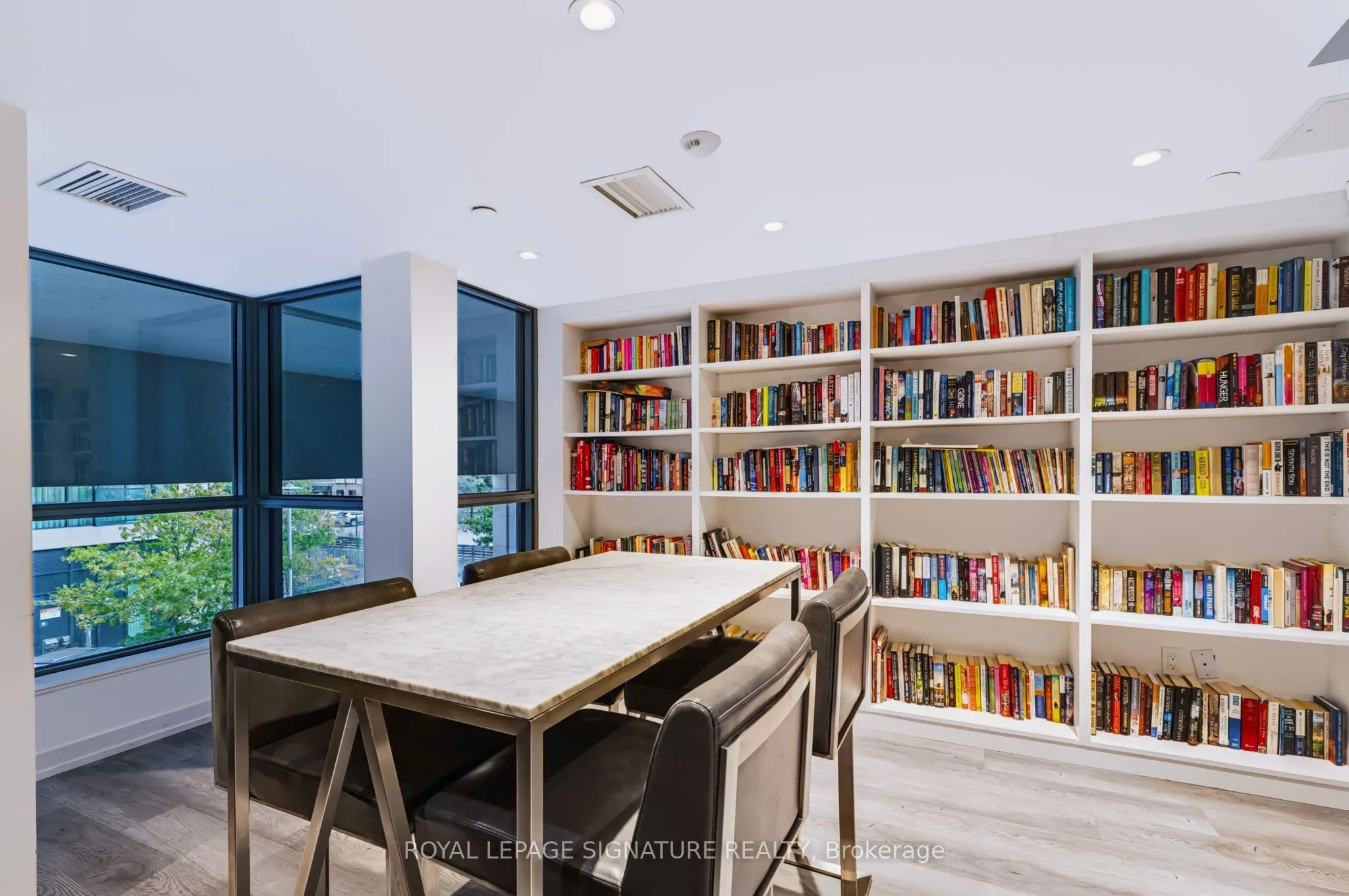 31 Tippett Road #1112