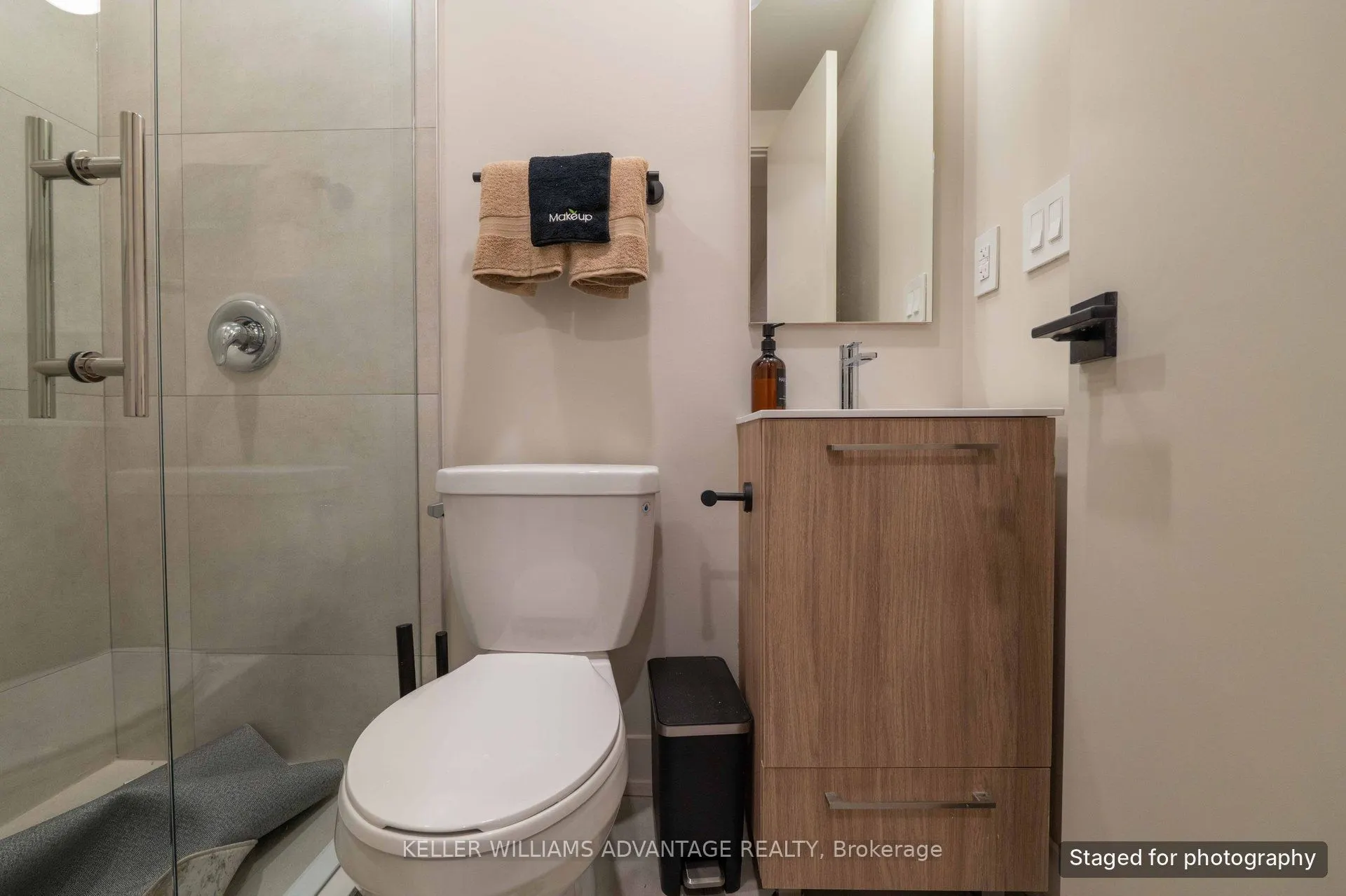 23 Ross Street #B