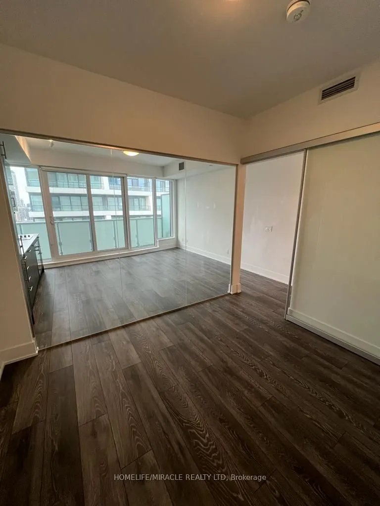 403 Church Street #2807