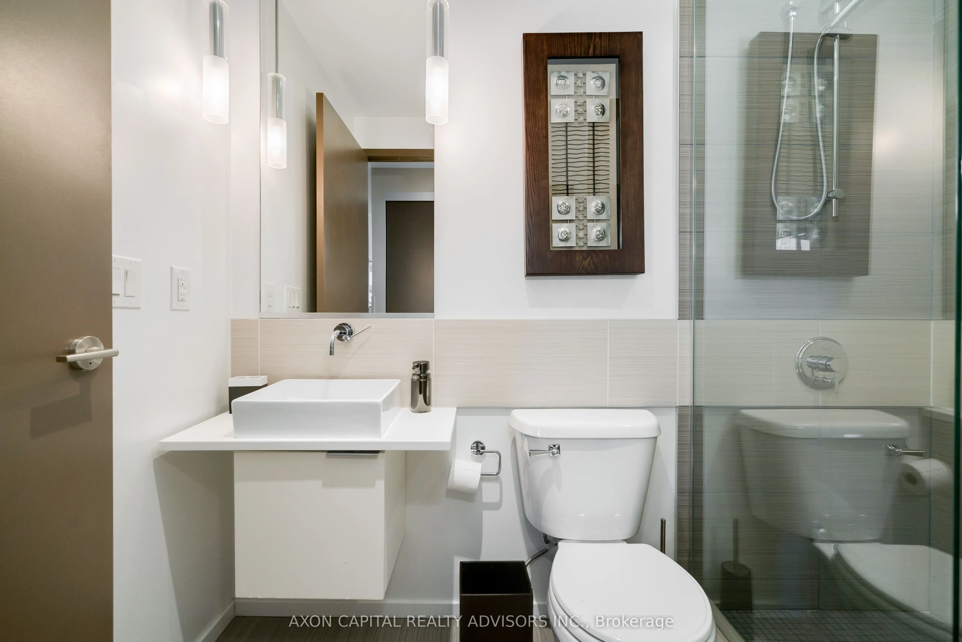 8 Charlotte Street #2603