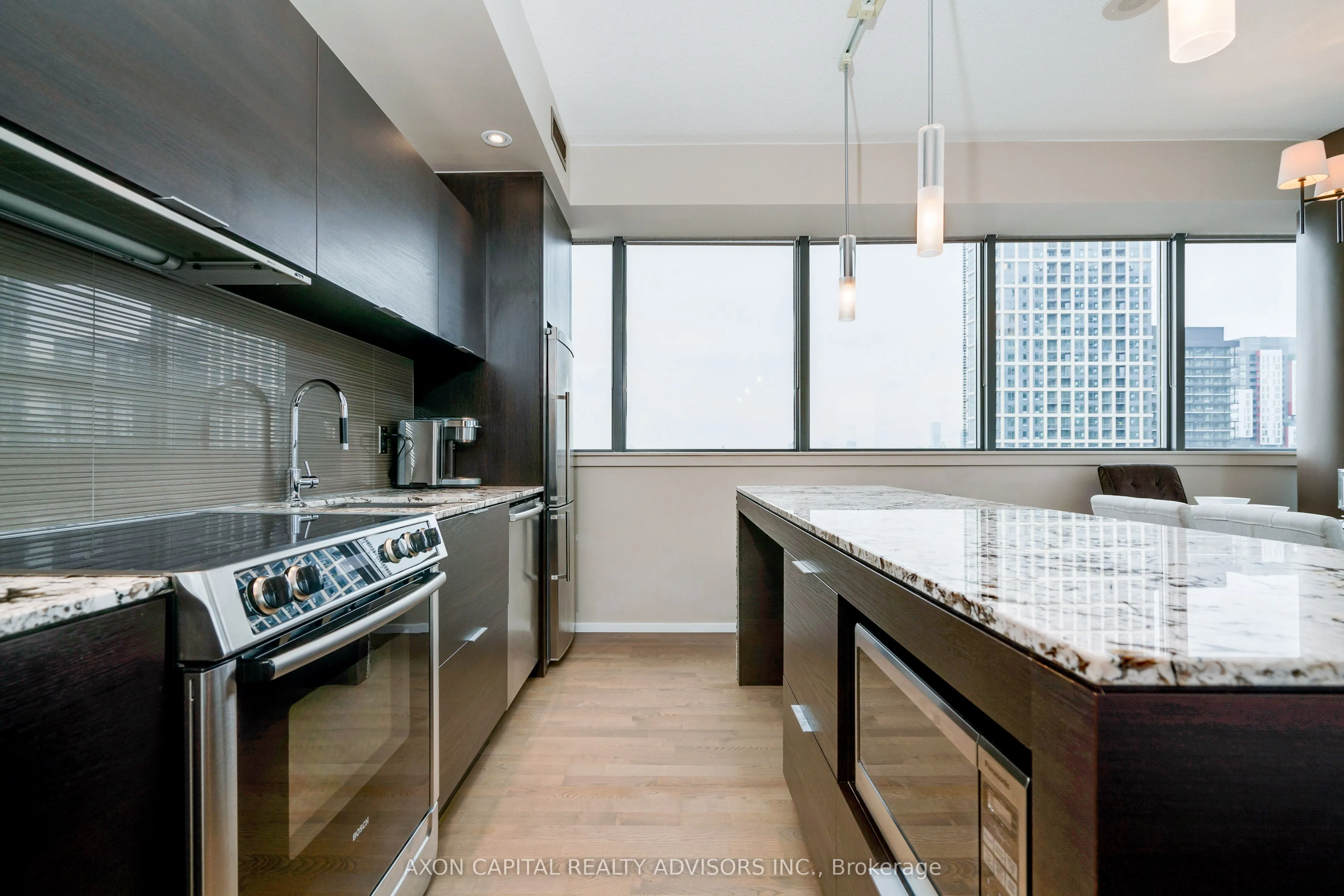 8 Charlotte Street #2603