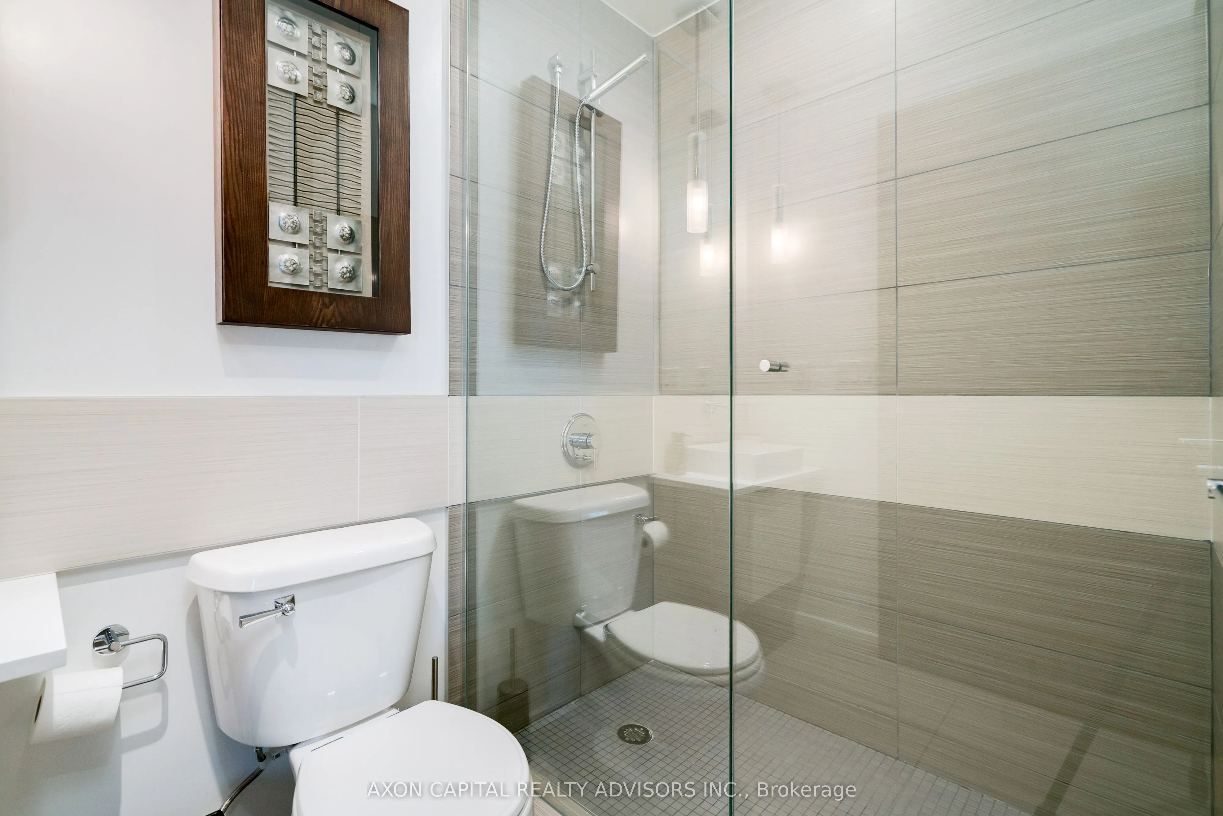 8 Charlotte Street #2603