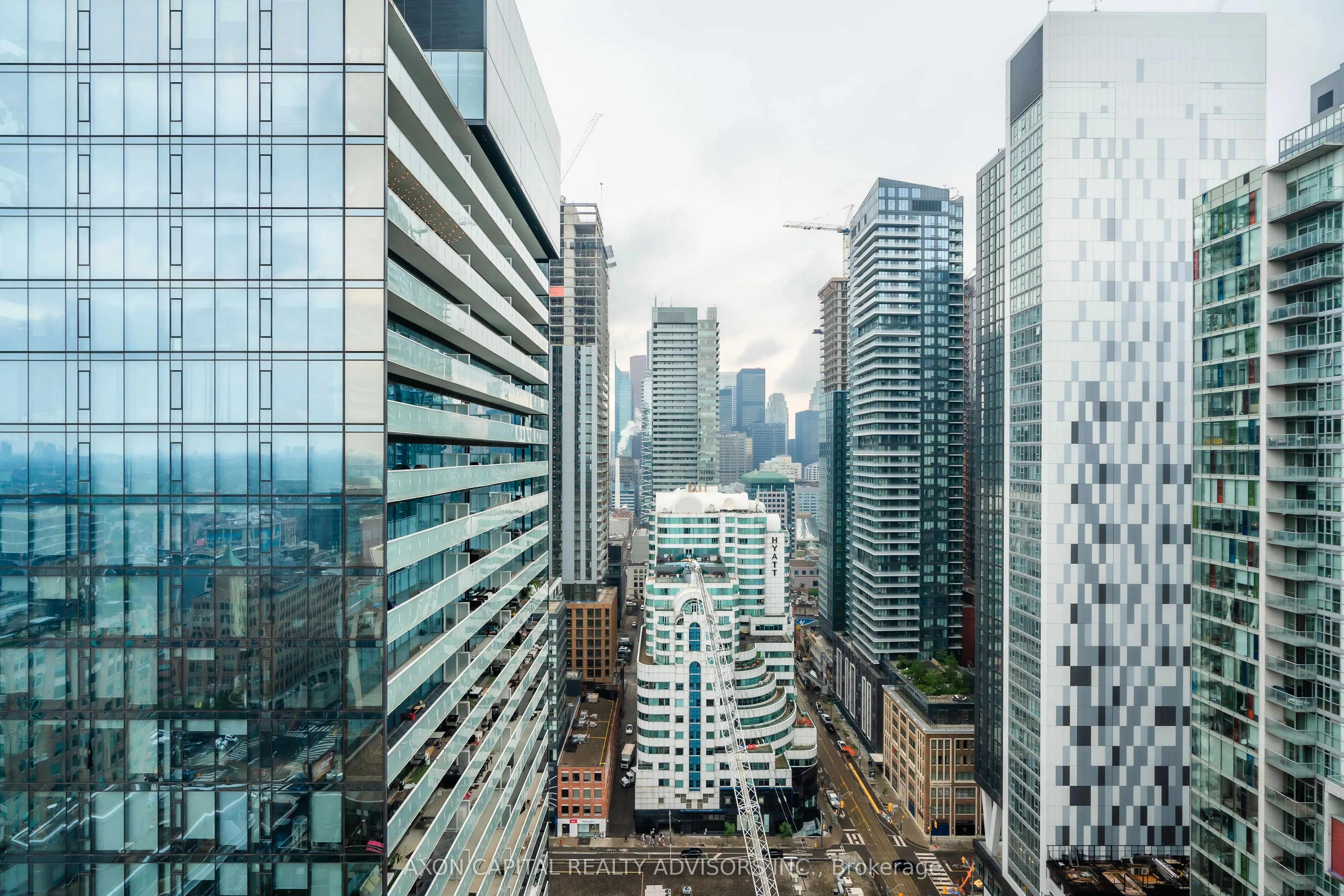8 Charlotte Street #2603