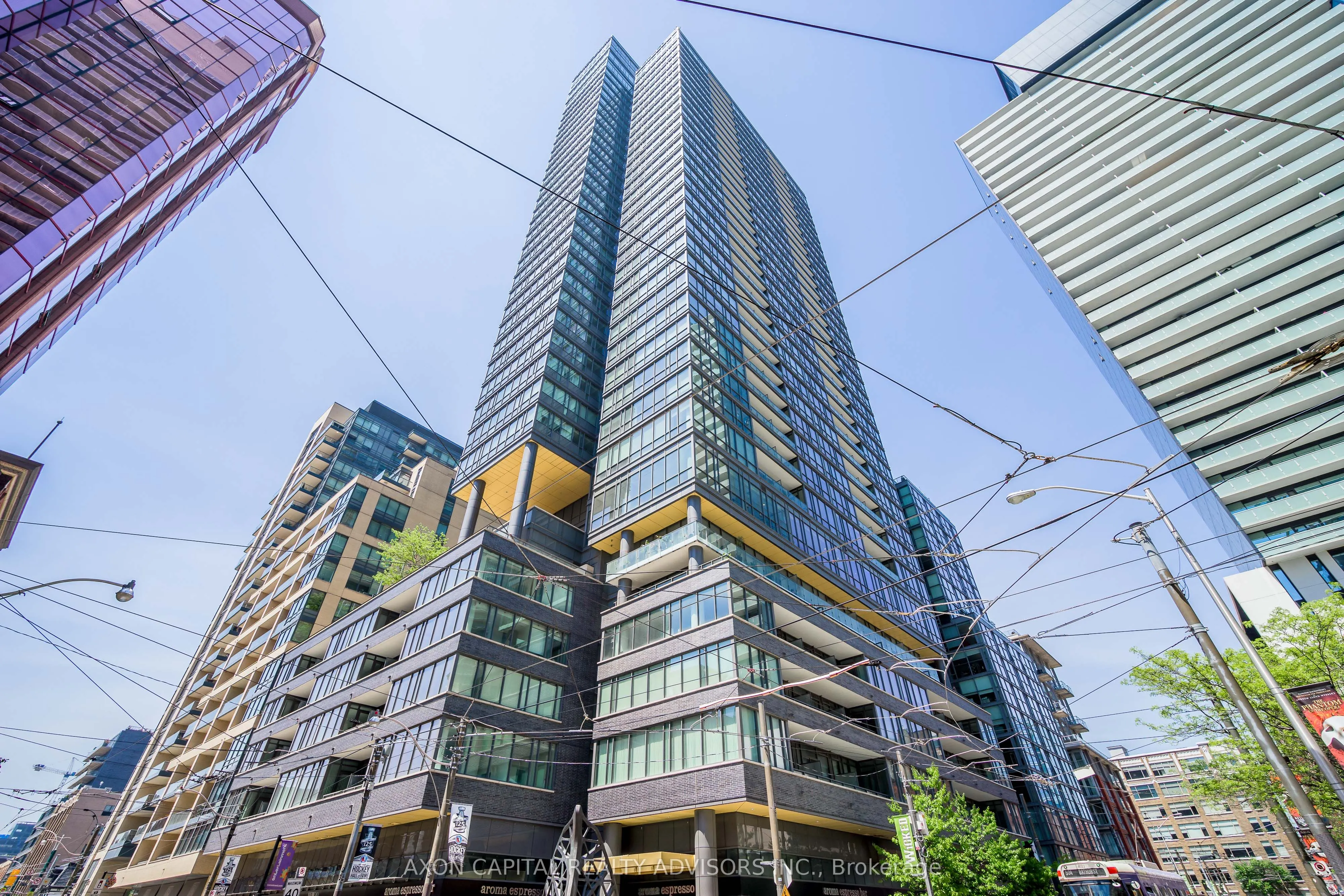 8 Charlotte Street #2603
