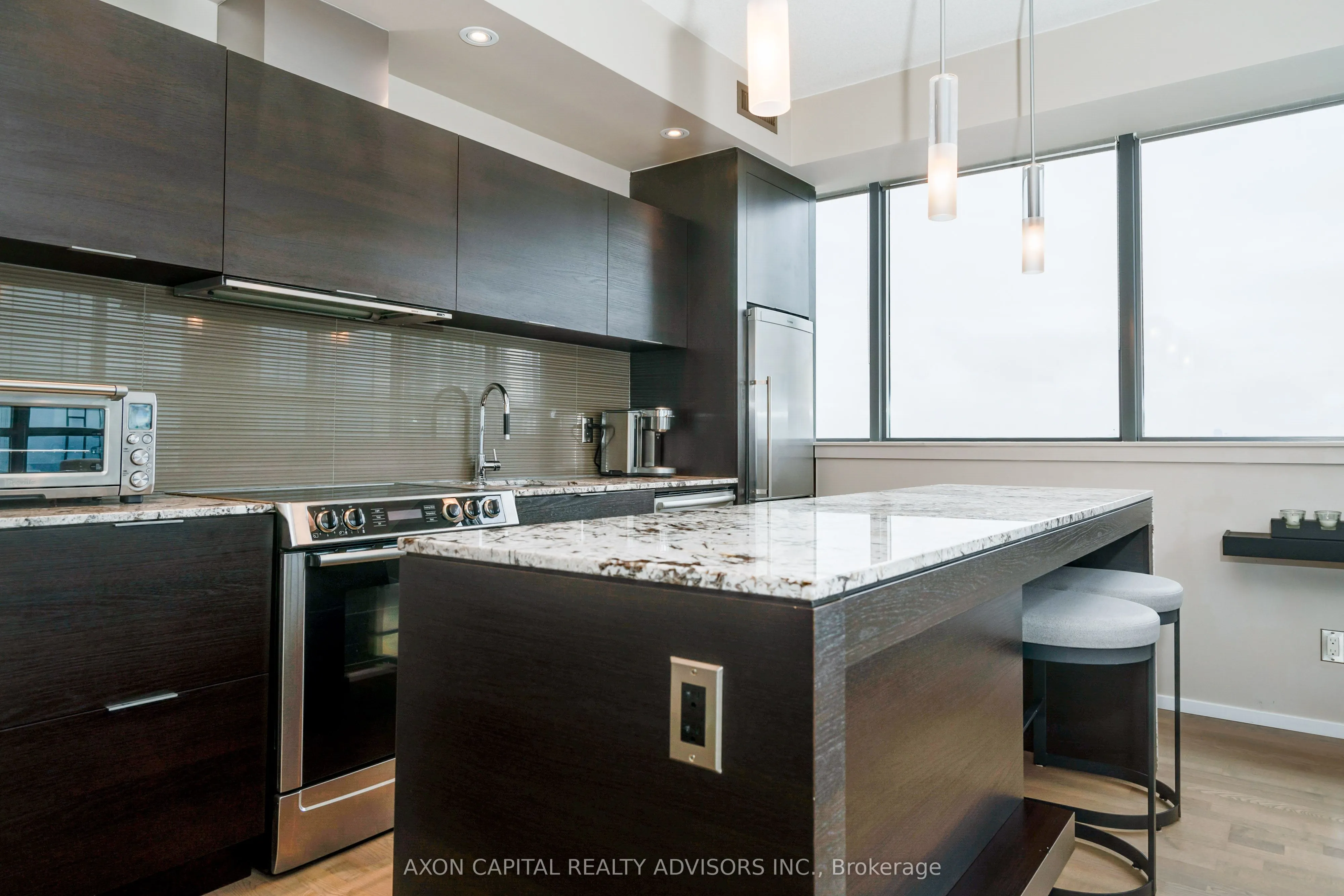 8 Charlotte Street #2603