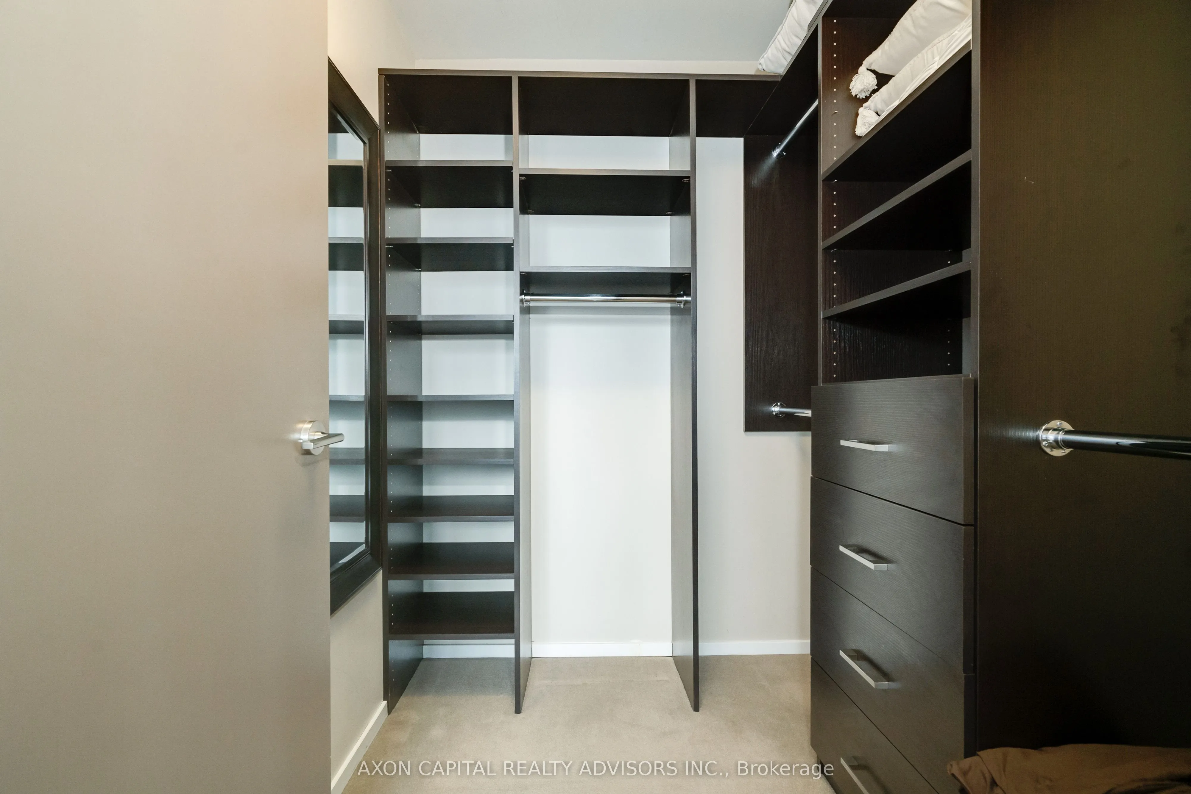 8 Charlotte Street #2603