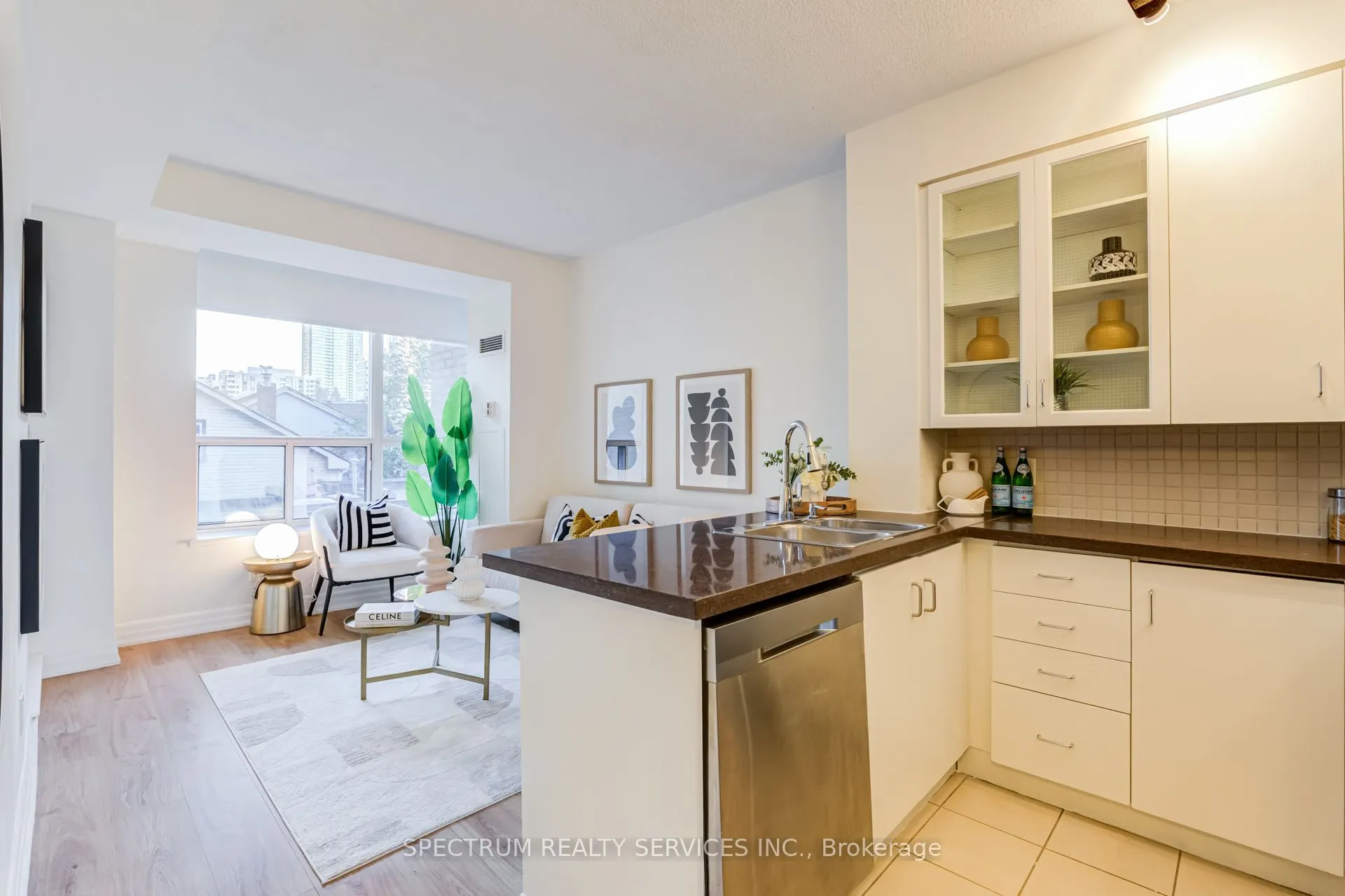 70 Alexander Street #301