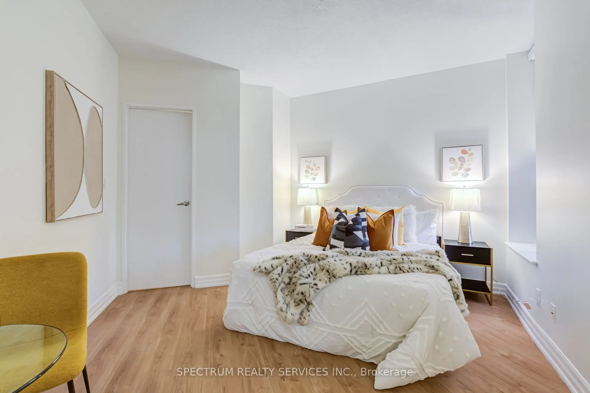 70 Alexander Street #301