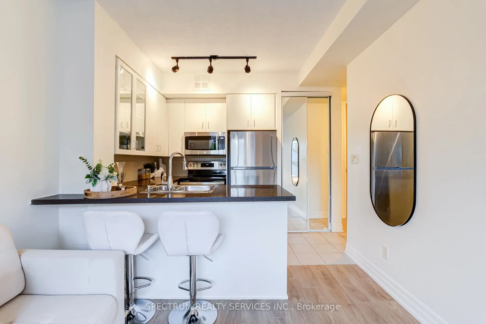 70 Alexander Street #301