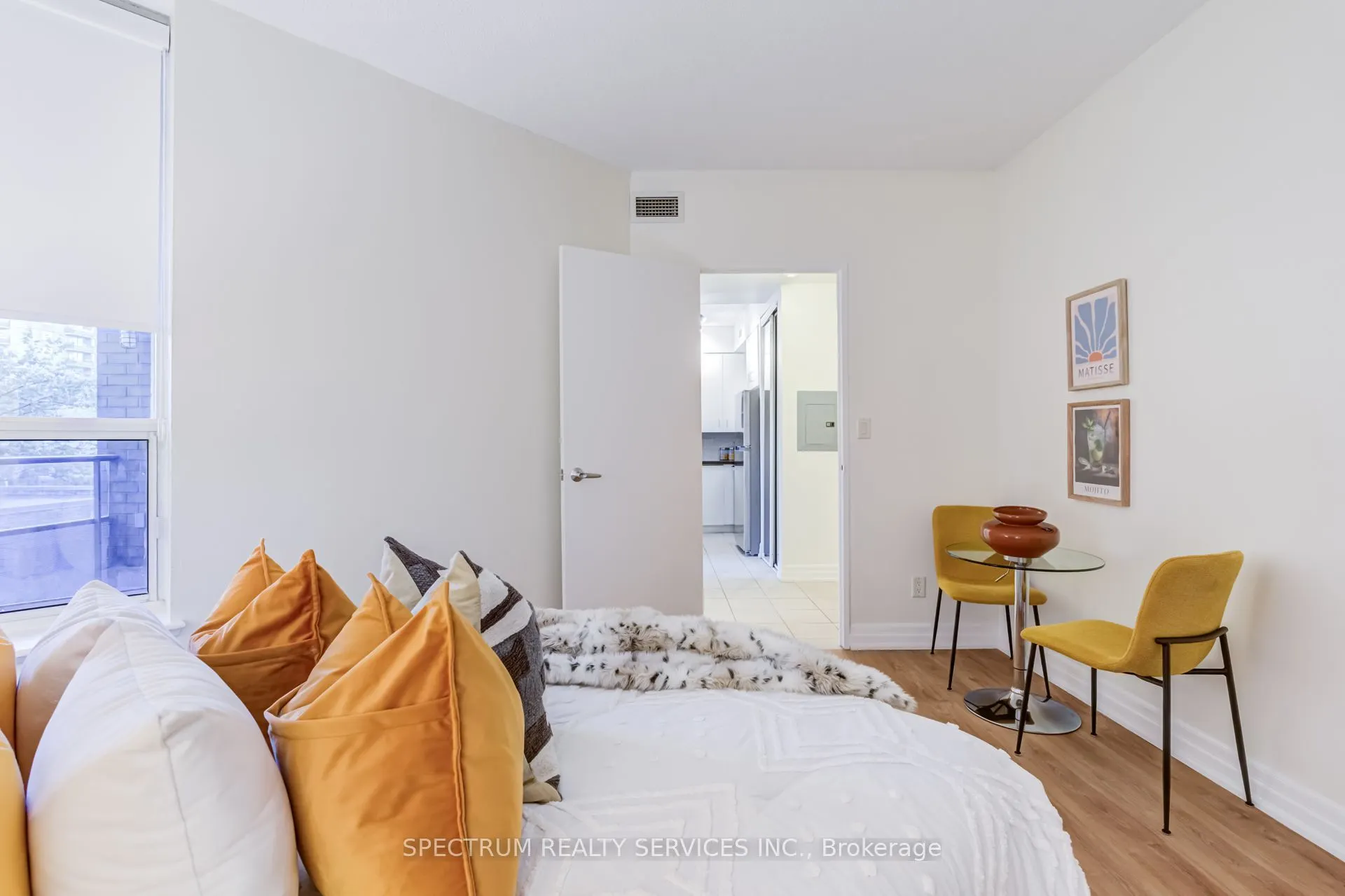 70 Alexander Street #301