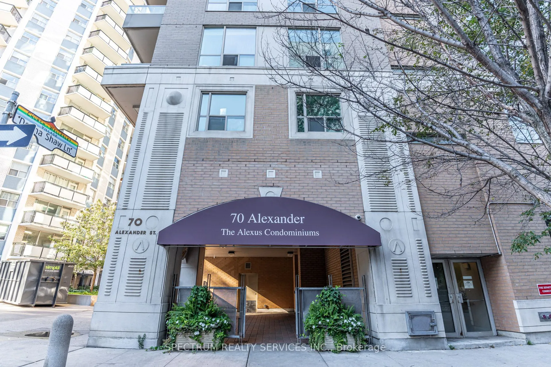 70 Alexander Street #301