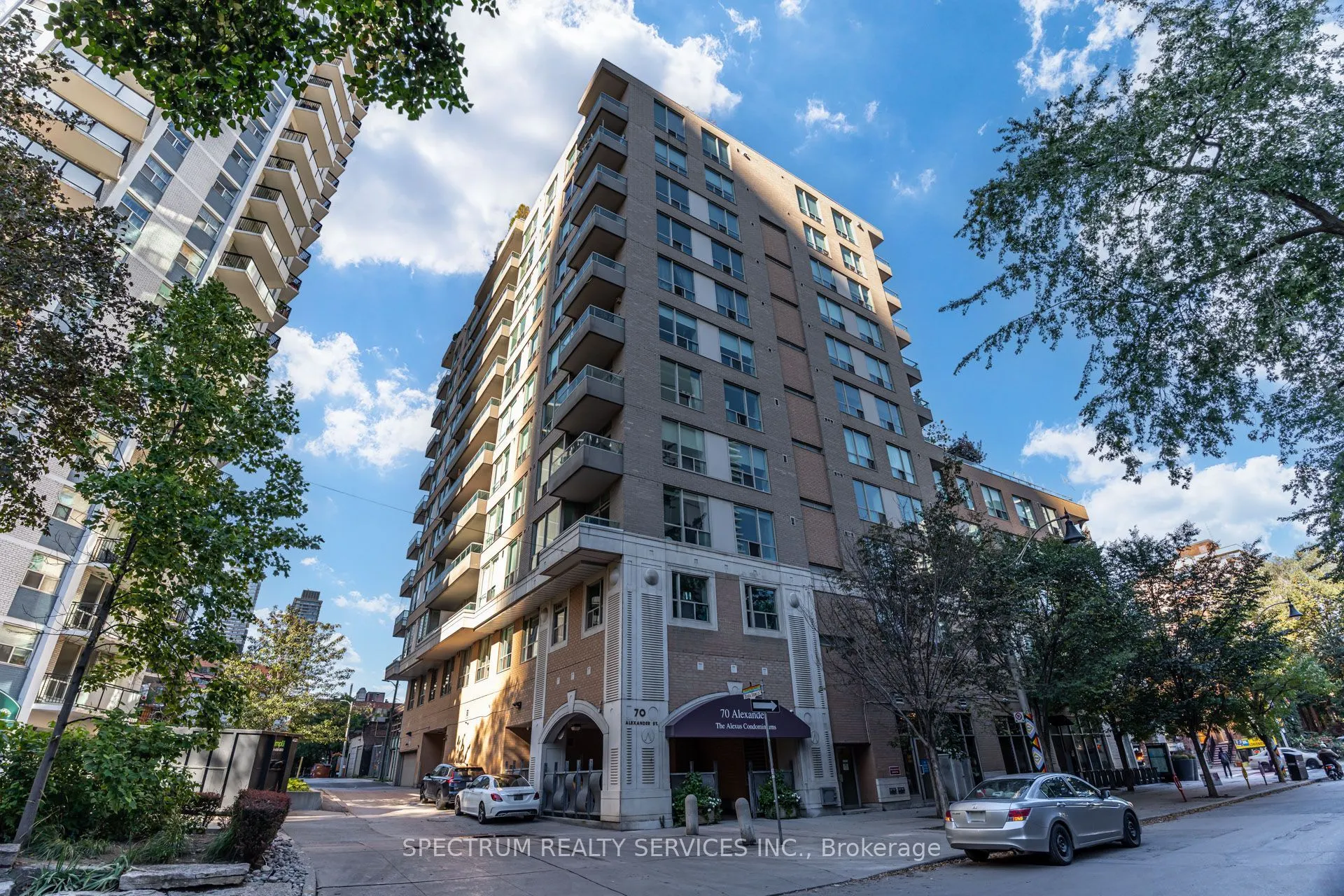 70 Alexander Street #301