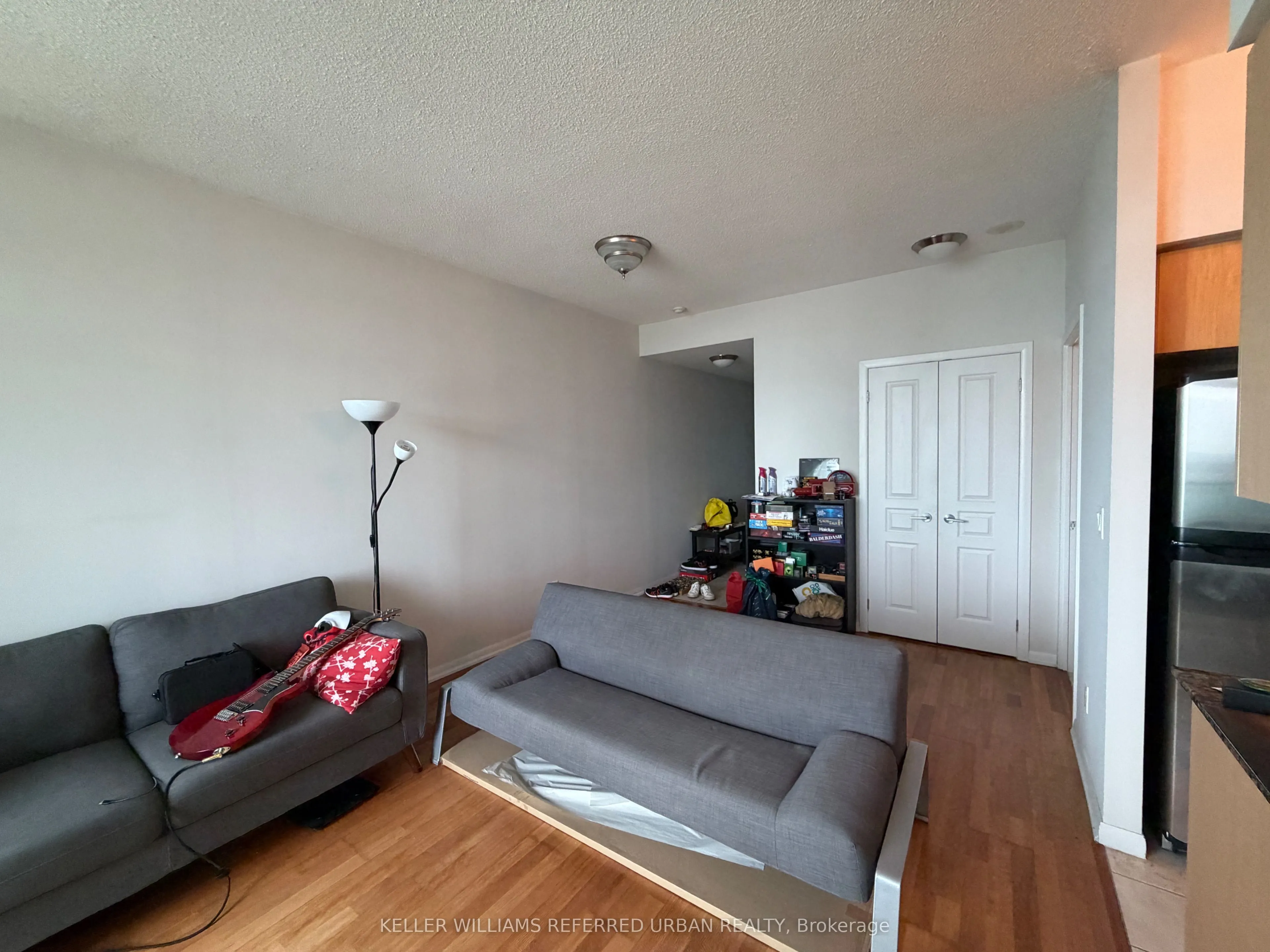 18 Yonge Street #3309