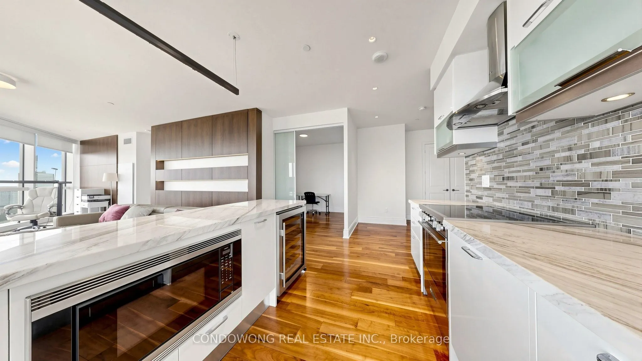 388 Yonge Street #7507