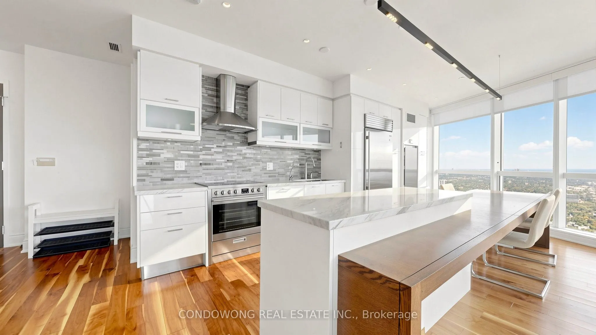 388 Yonge Street #7507