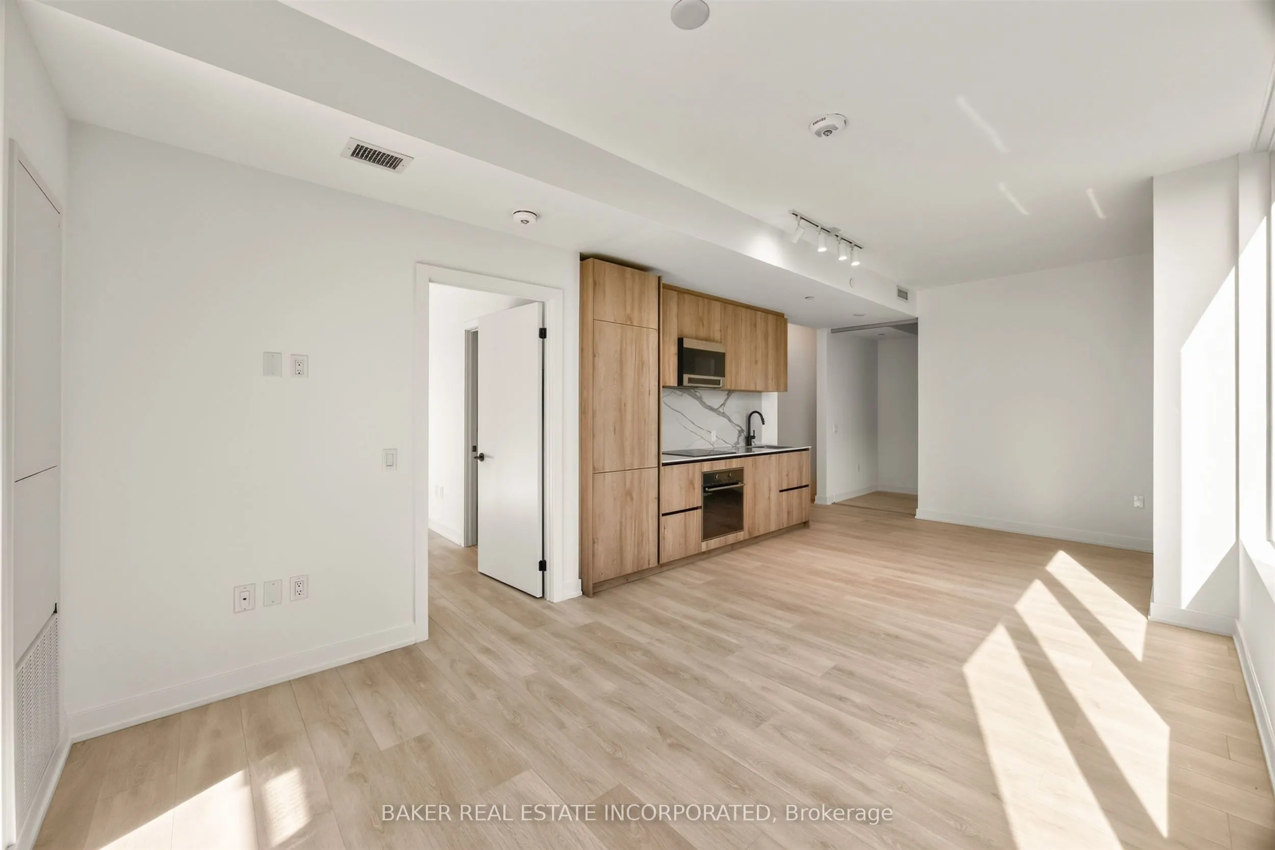 117 Broadway Avenue #3502