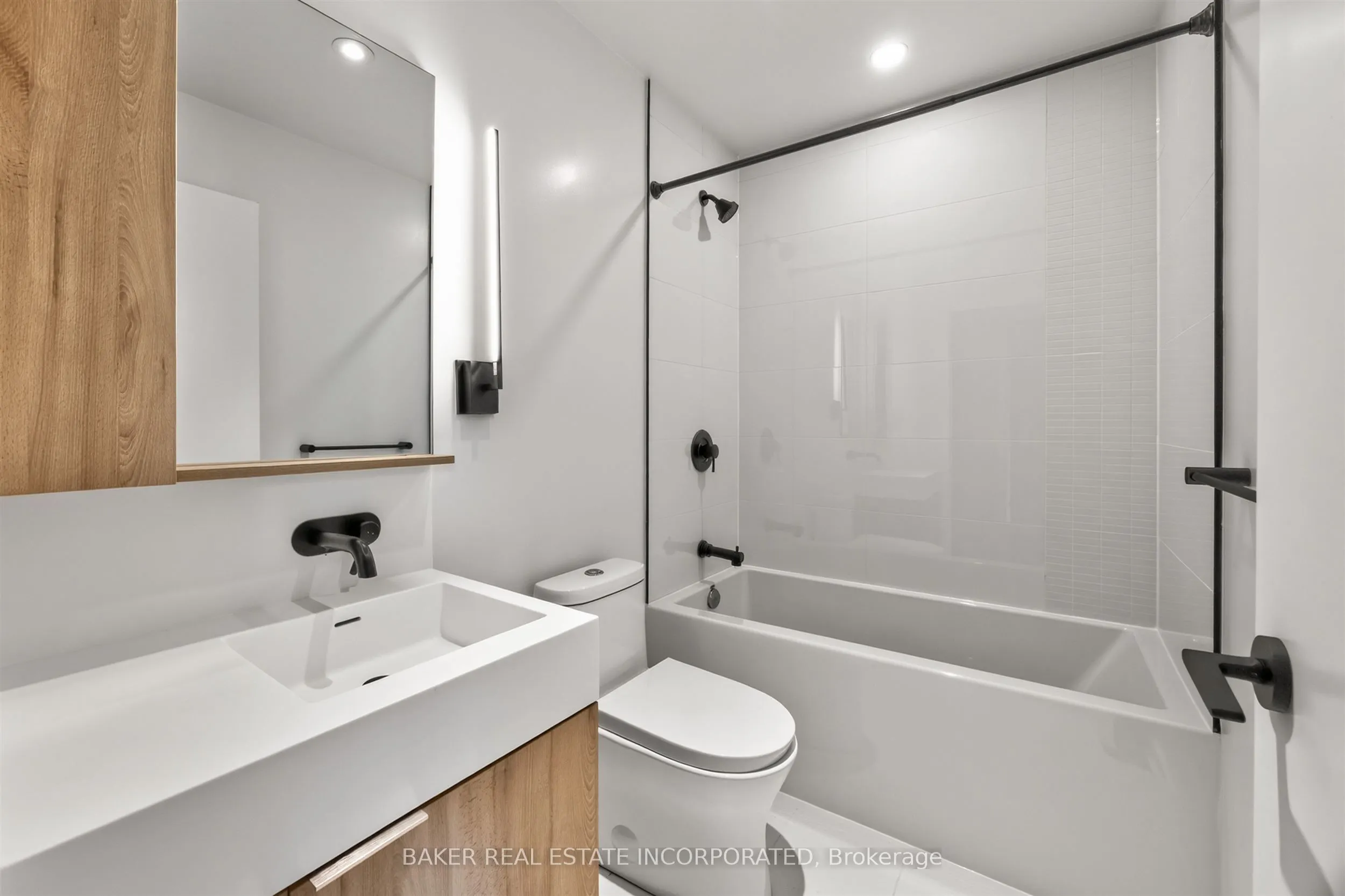 117 Broadway Avenue #2303