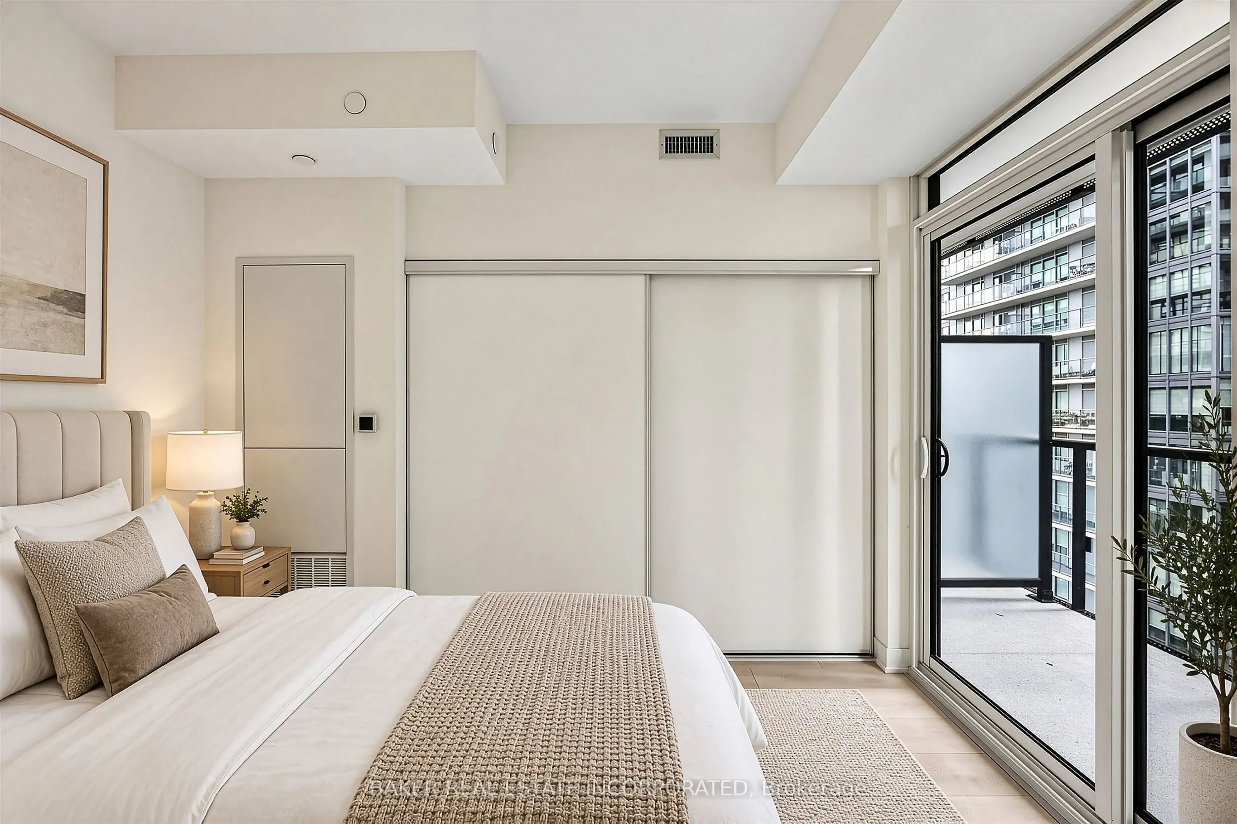 117 Broadway Avenue #2303
