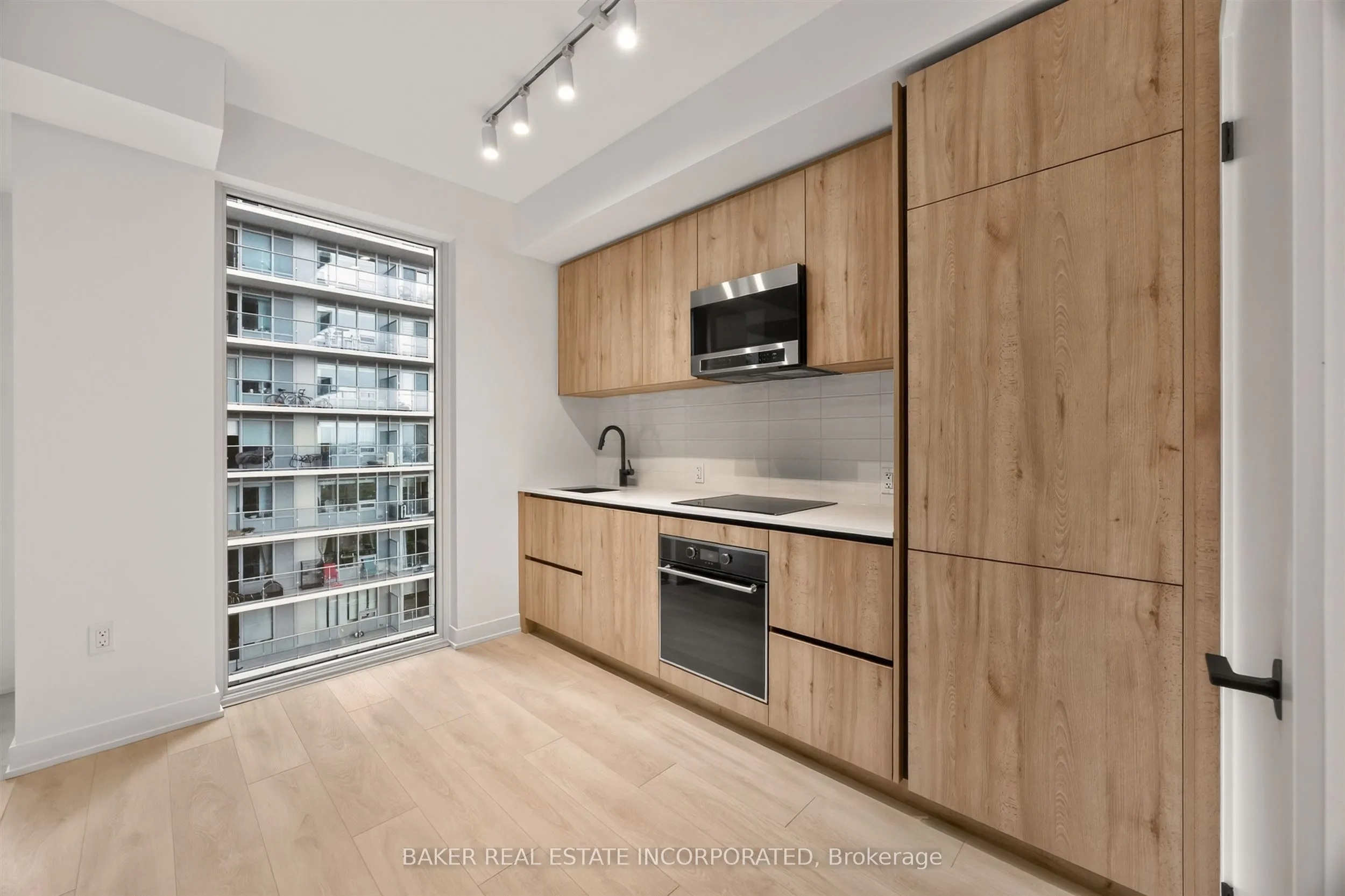 117 Broadway Avenue #2303