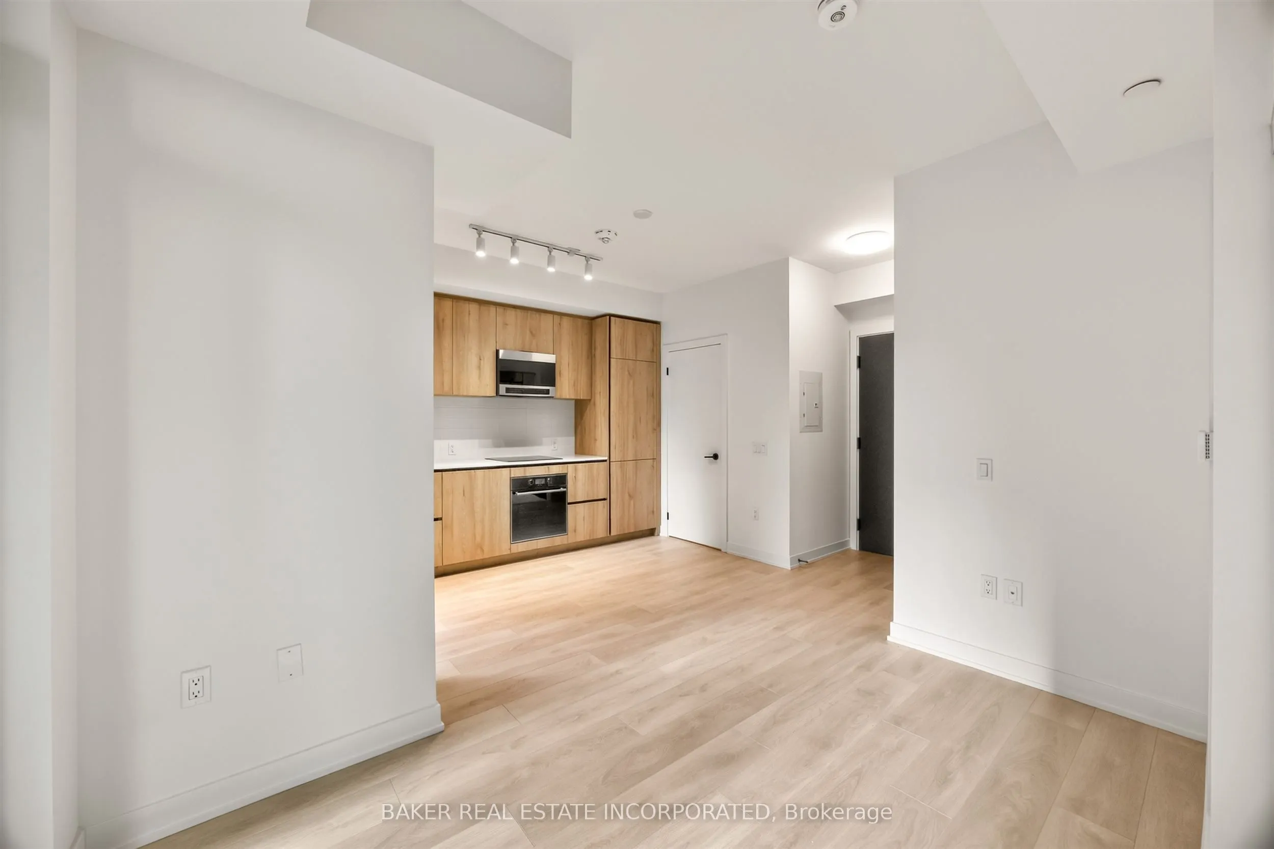 117 Broadway Avenue #2303
