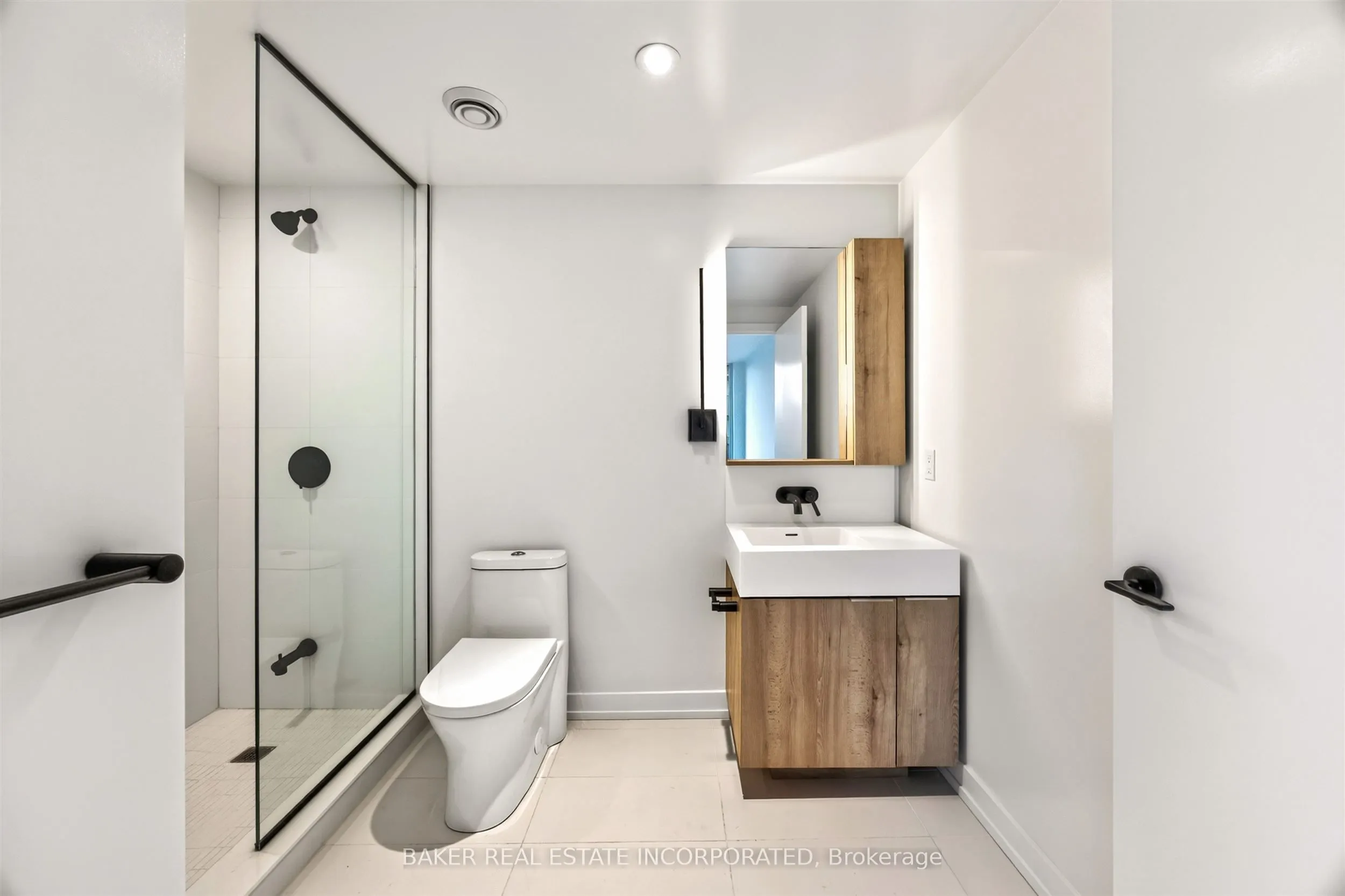 127 Broadway Avenue #311