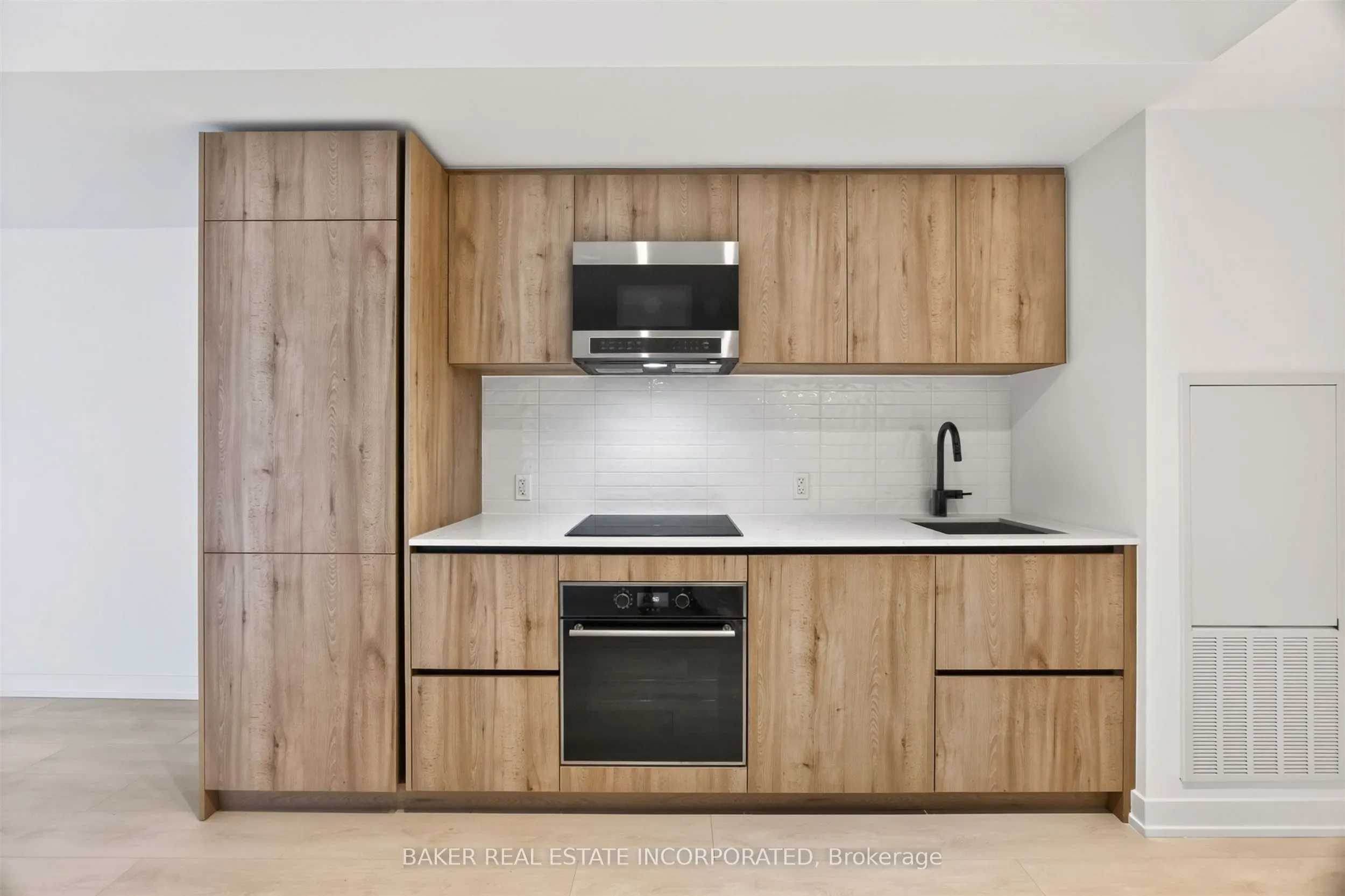 127 Broadway Avenue #311