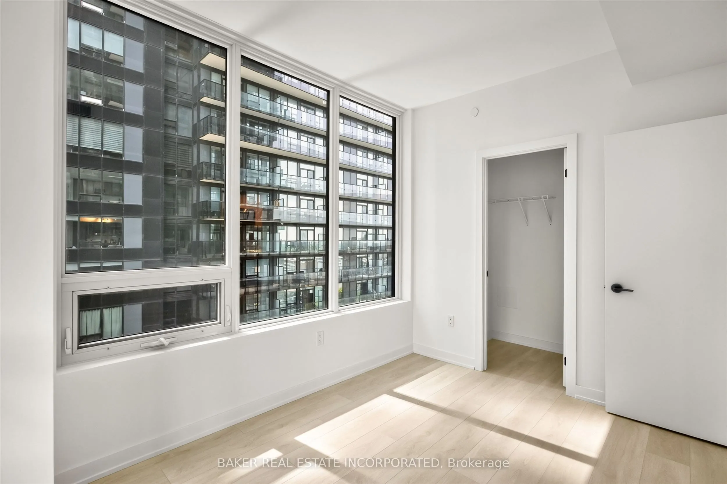 127 Broadway Avenue #1705