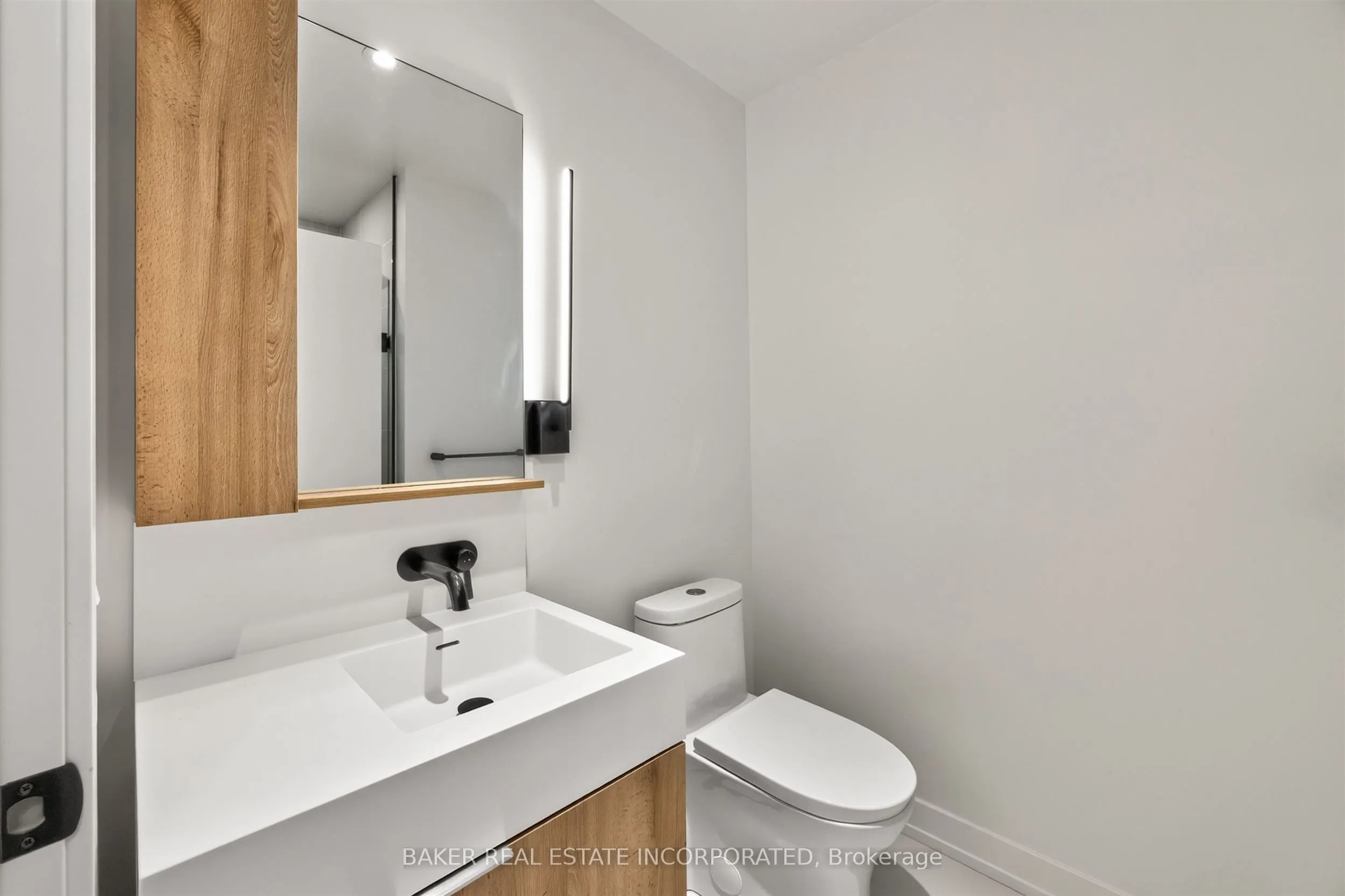127 Broadway Avenue #2909