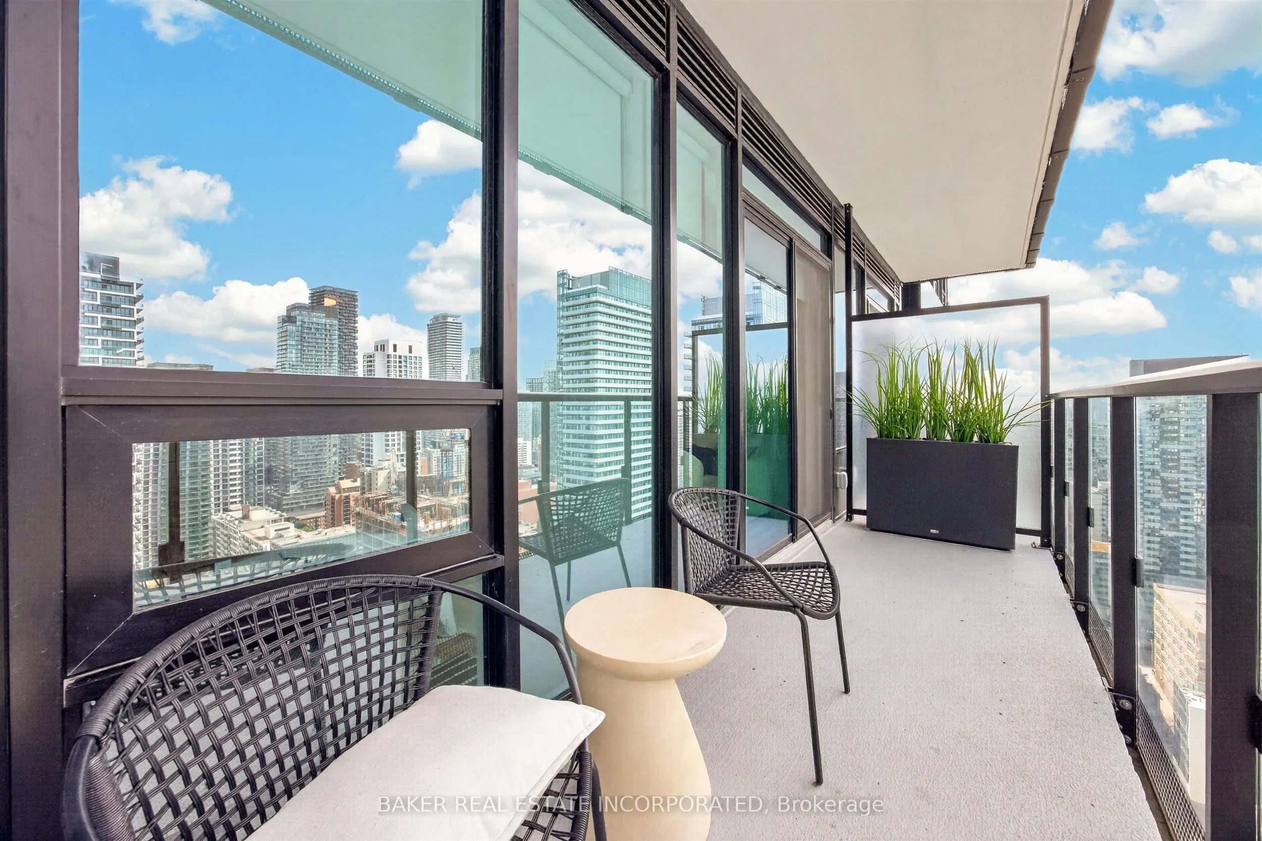 127 Broadway Avenue #3004