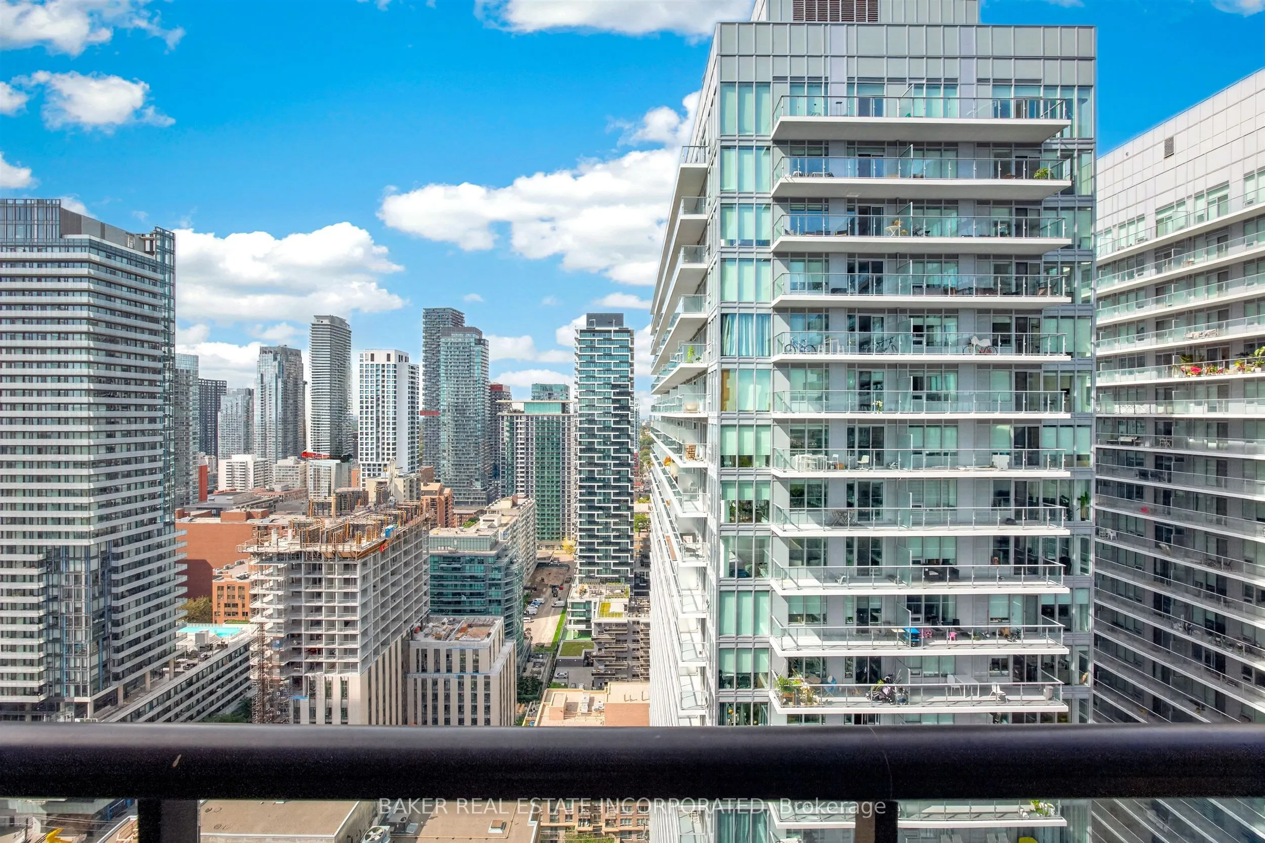 127 Broadway Avenue #3004