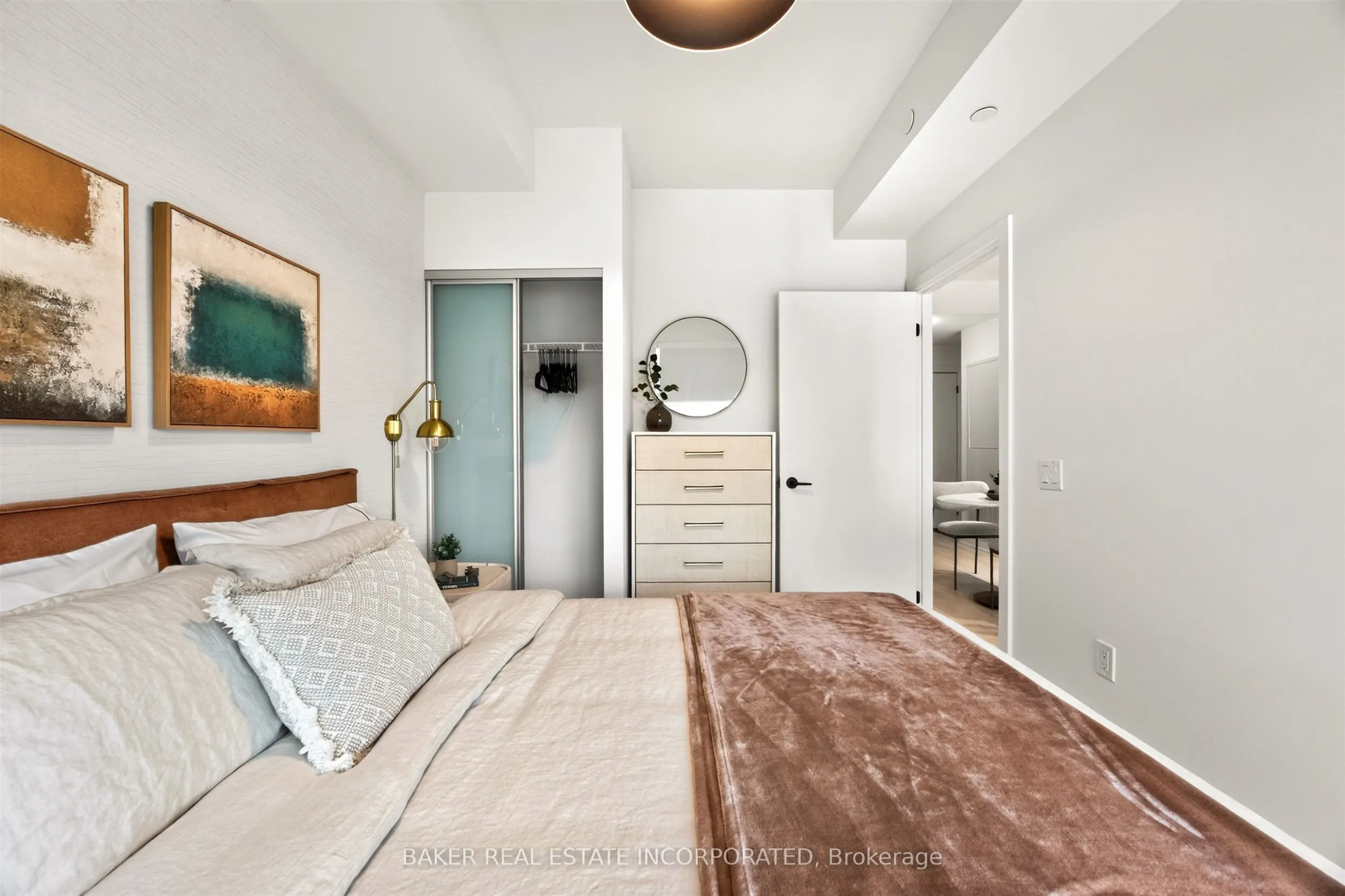 127 Broadway Avenue #3004