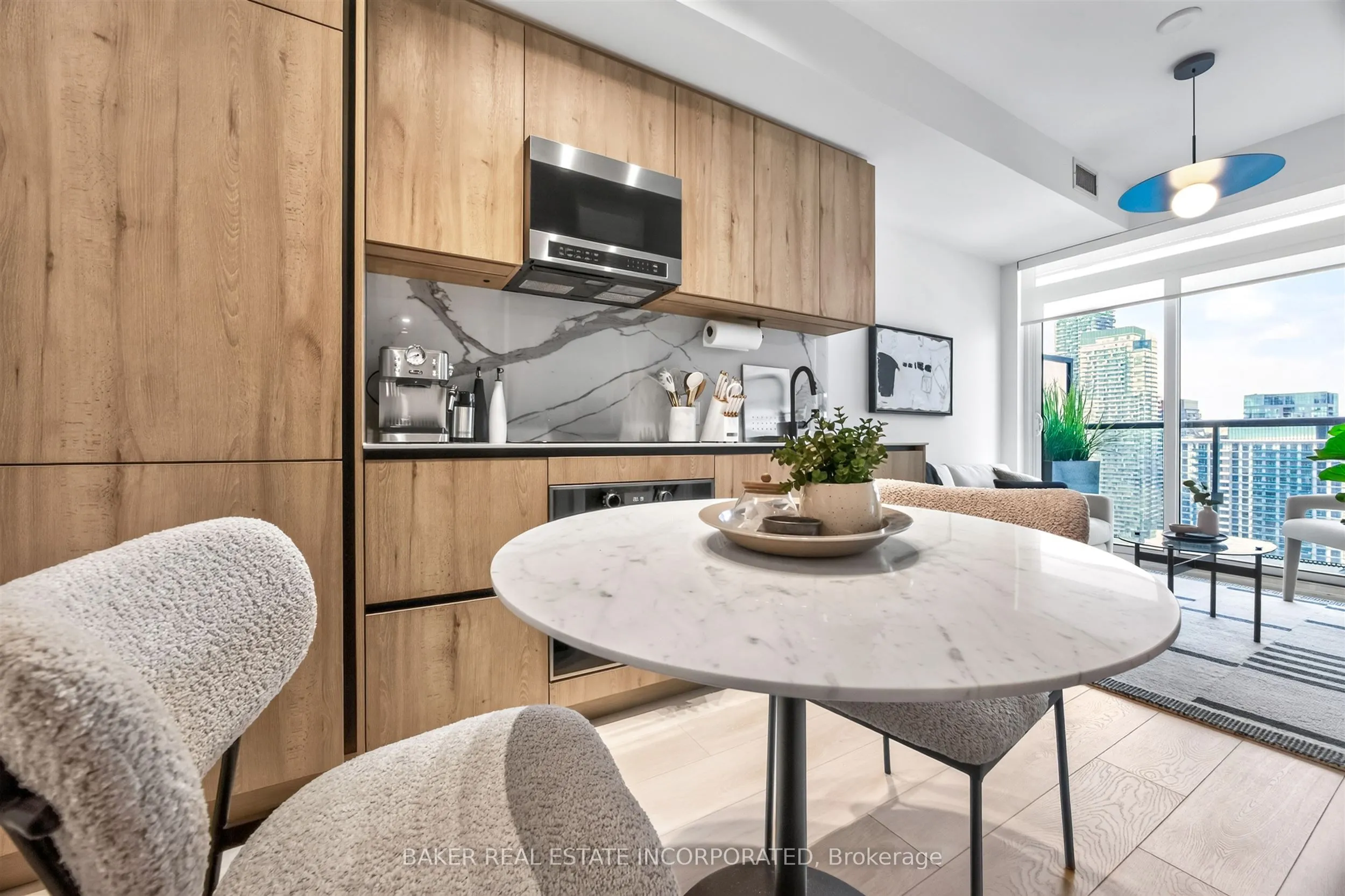 127 Broadway Avenue #3004