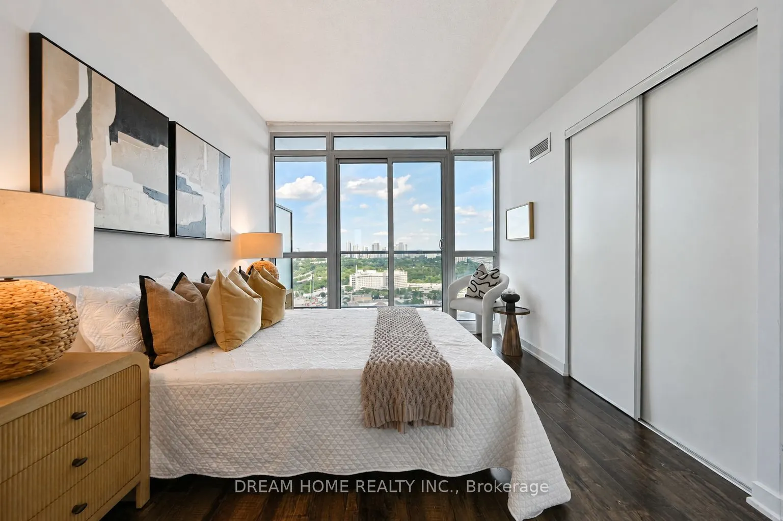 121 Mcmahon Drive #2608