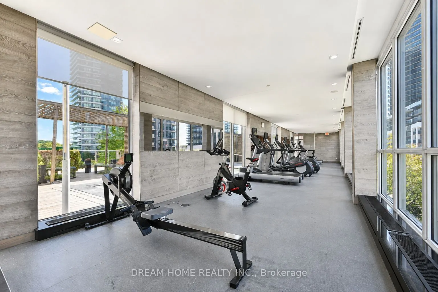 121 Mcmahon Drive #2608
