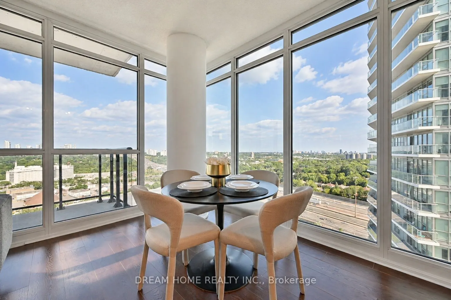 121 Mcmahon Drive #2608