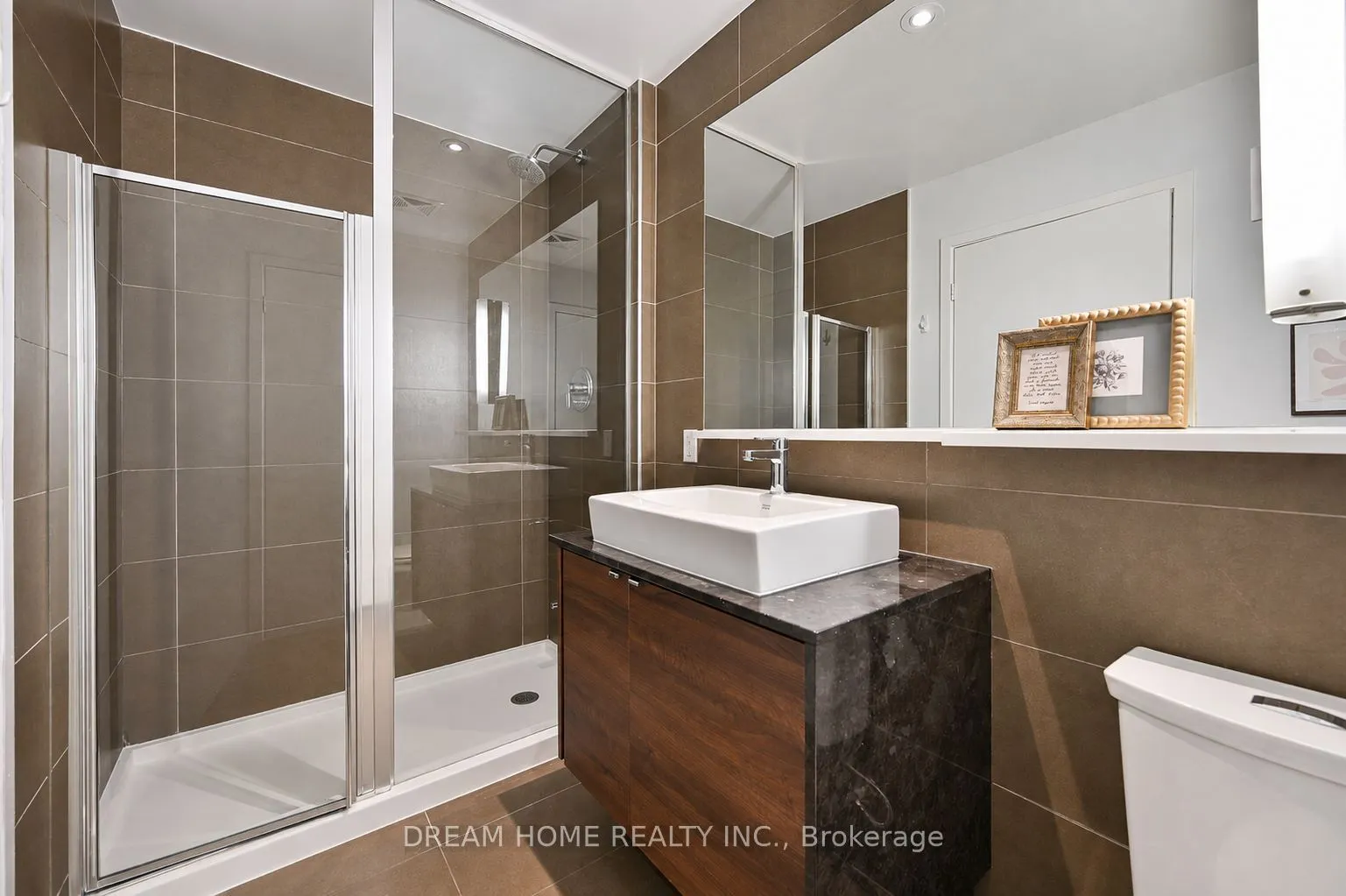 121 Mcmahon Drive #2608