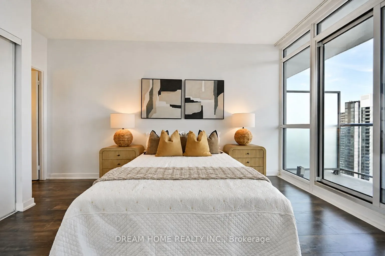 121 Mcmahon Drive #2608