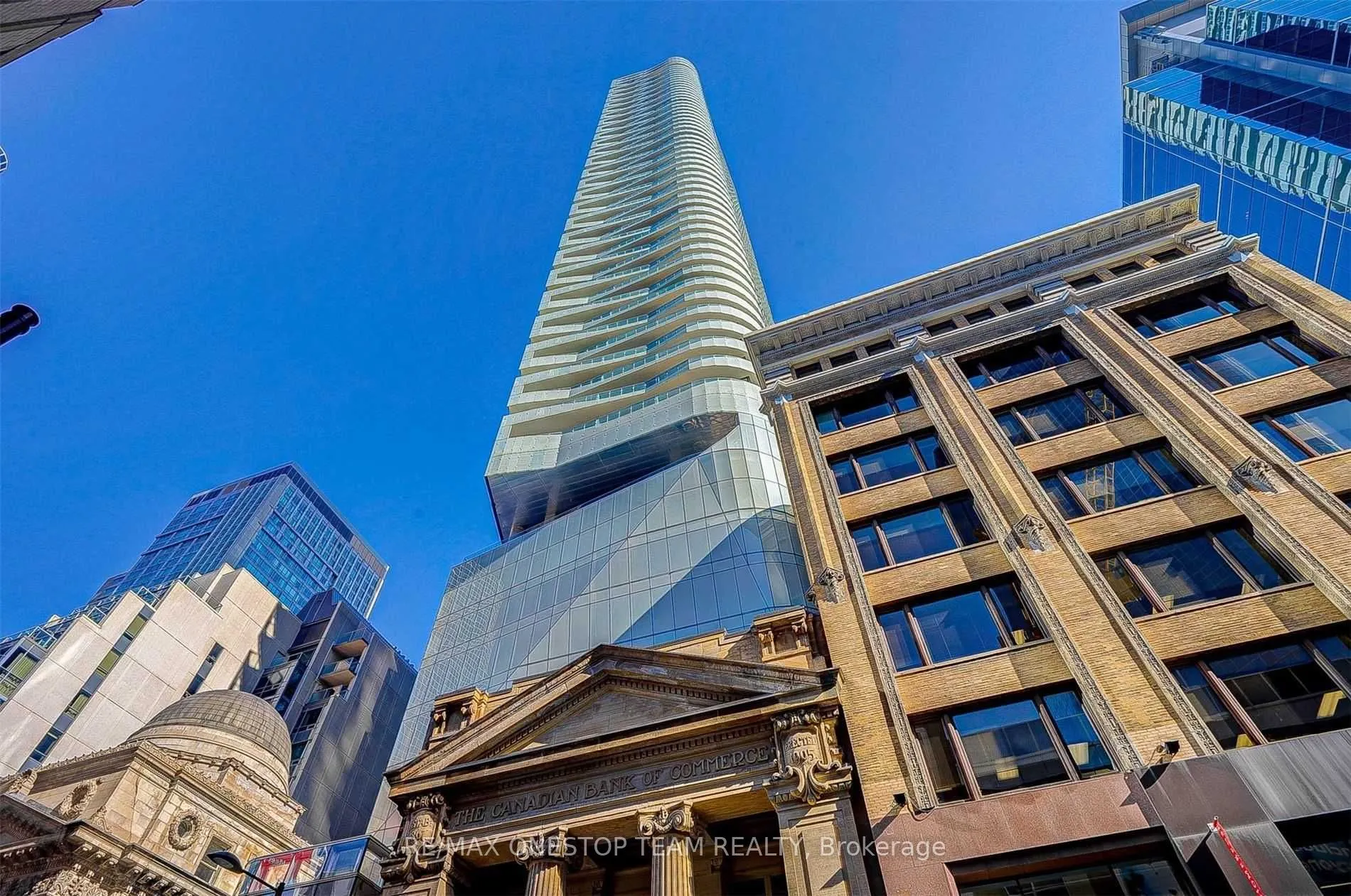 197 Yonge Street #2607